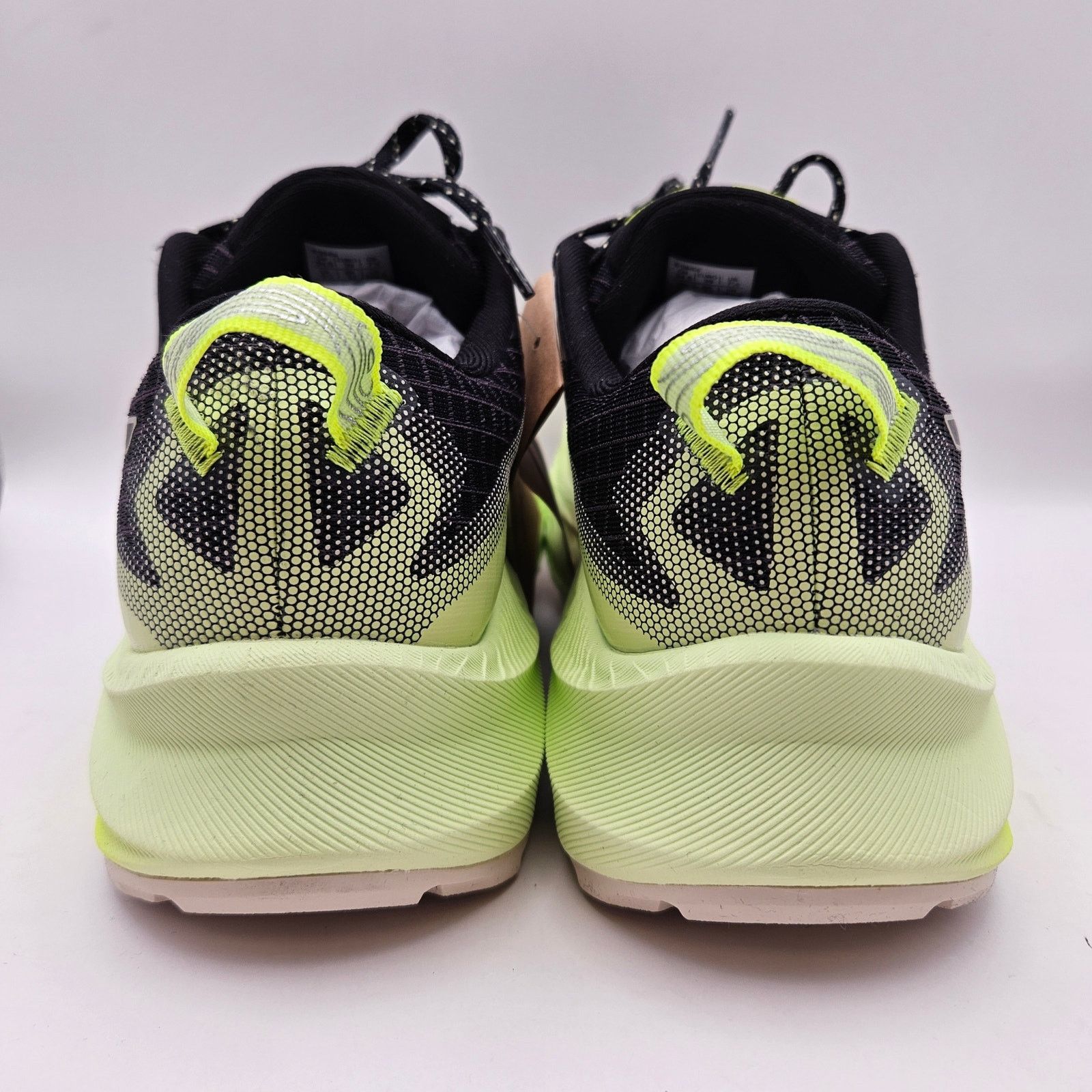 Asics ASICS WOMEN'S 7.5 TRABUCO MAX 3 BLACK MATCHA OUTDOOR RUNNIN Size US 7.5 / IT 37.5 - 3 Thumbnail