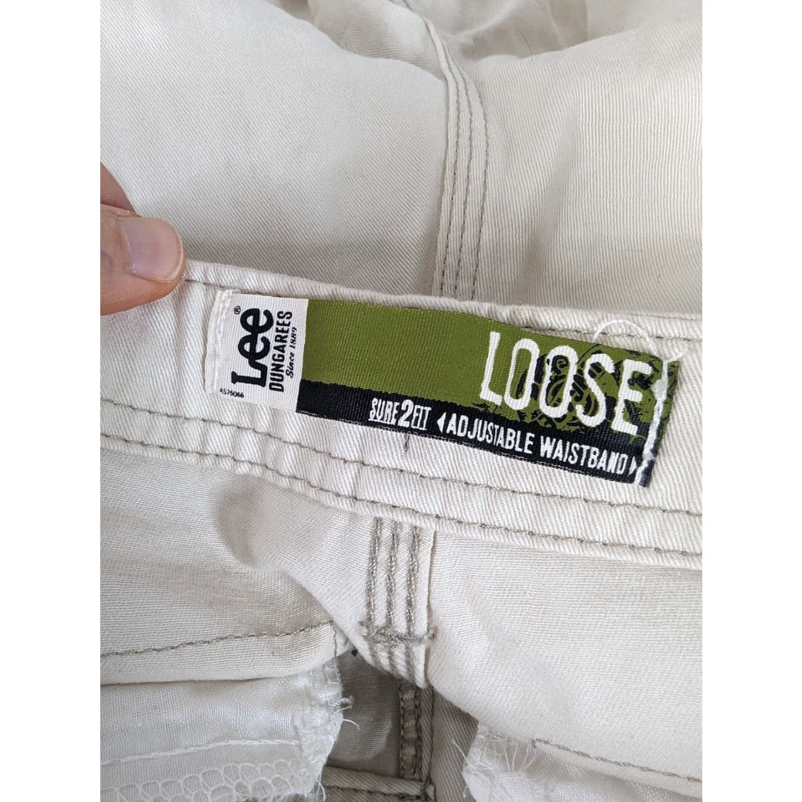 Lee VINTAGE Lee Dungarees Cargo Shorts Men’s 30 x13 Beige S5M Size US 30 / EU 46 - 3 Thumbnail