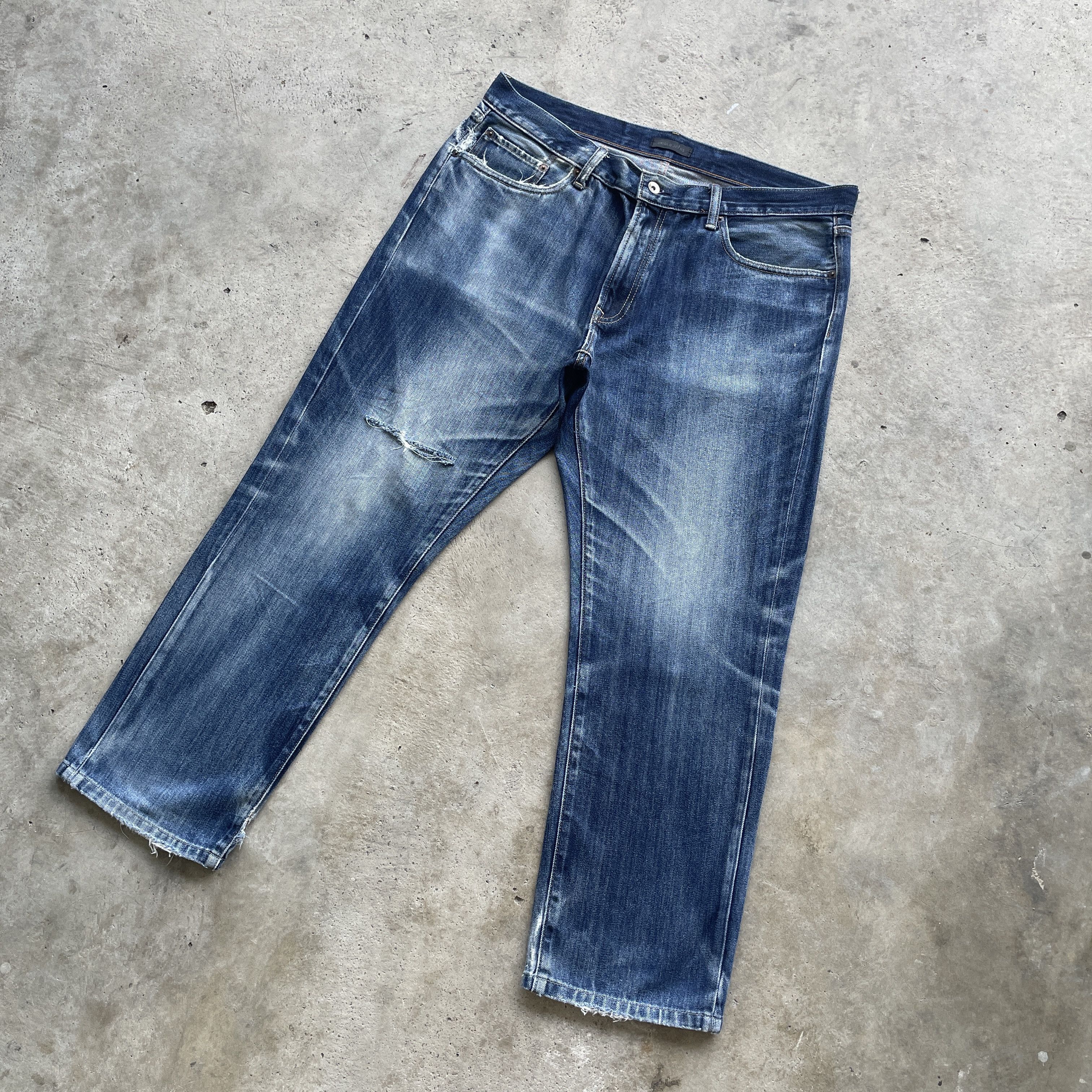 Japanese Brand VINTAGE JAPANESE FADED DISTRESSED JEANS PANTS DENIM W38 Size US 38 / EU 54 - 1 Thumbnail