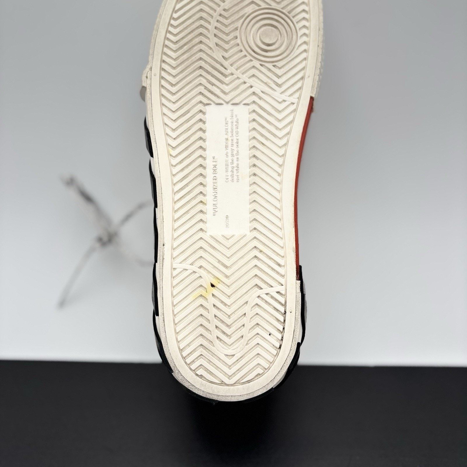 Off-White Off-White Vulc Sneaker ' White ' | GREAT CONDITION! Size US 7 / EU 40 - 10 Thumbnail