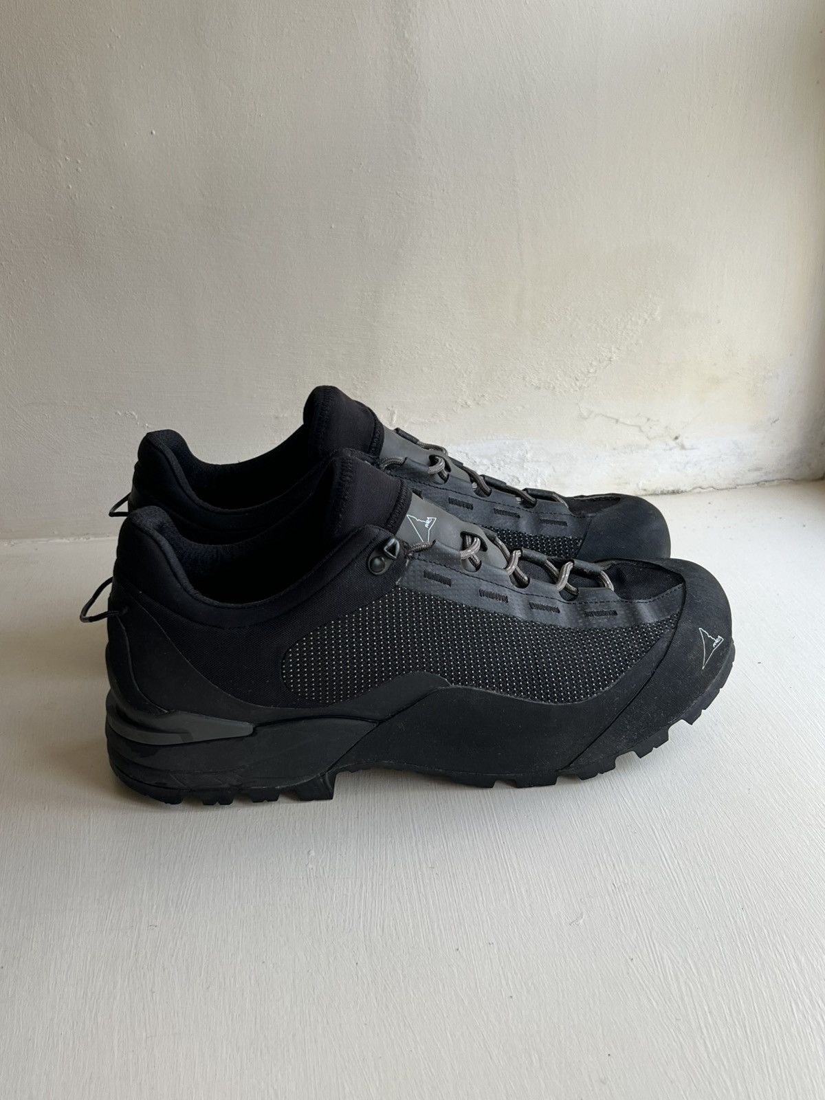 ROA Hida Low Black Size US 11 / EU 44 - 1 Thumbnail