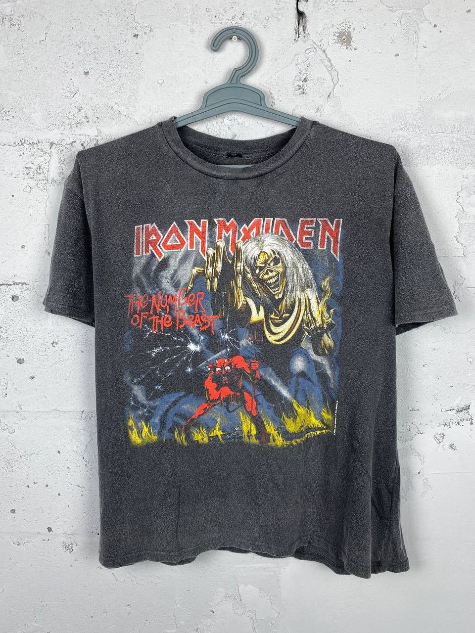 Band Tees × Iron Maiden × Vintage Vintage Faded Iron Maiden ‘The number of the beast’ T shirt Size US M / EU 48-50 / 2 - 1 Thumbnail
