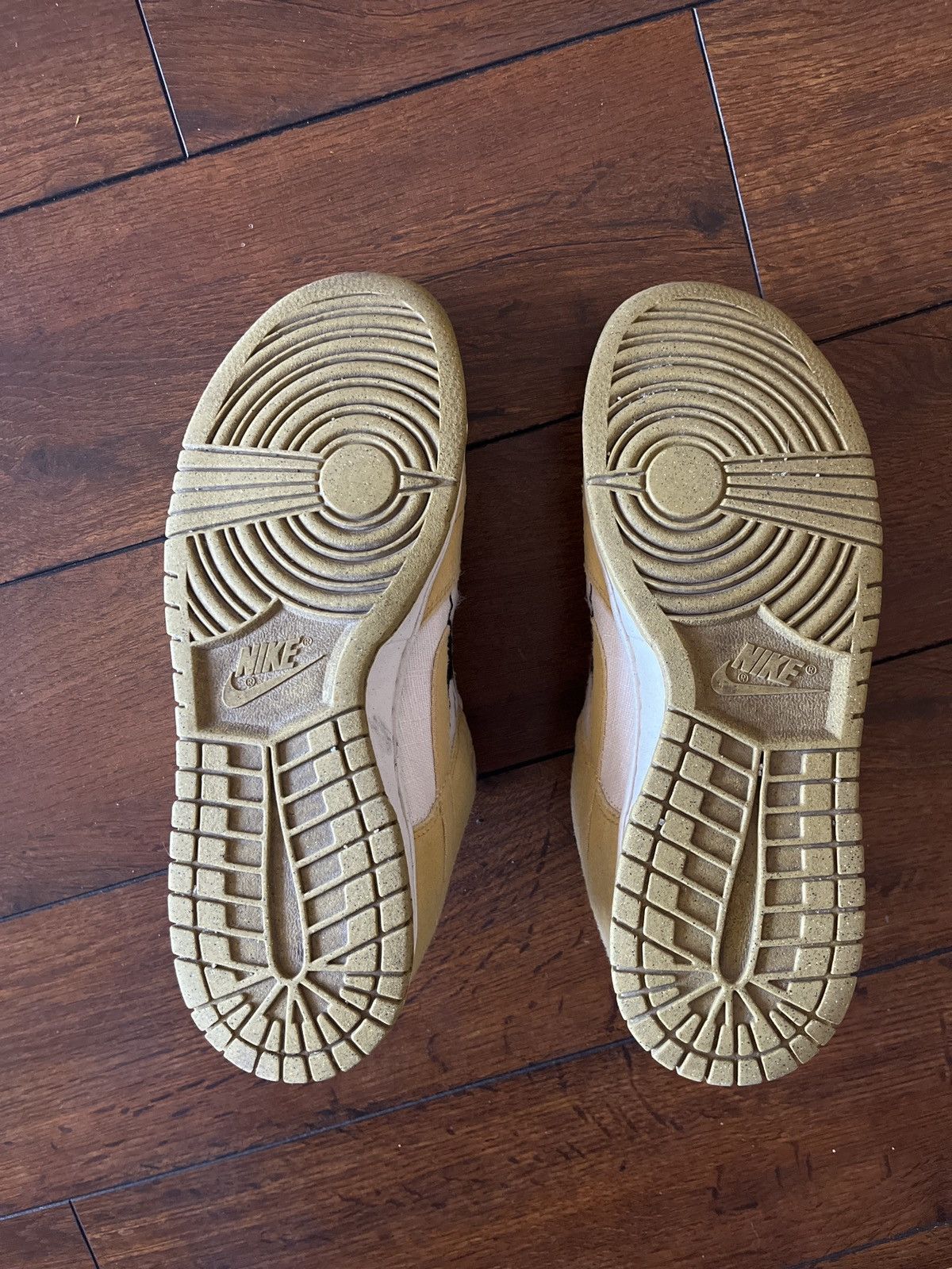 Nike Nike Dunk Low (Sun Club) Size US 9 / EU 42 - 5 Thumbnail