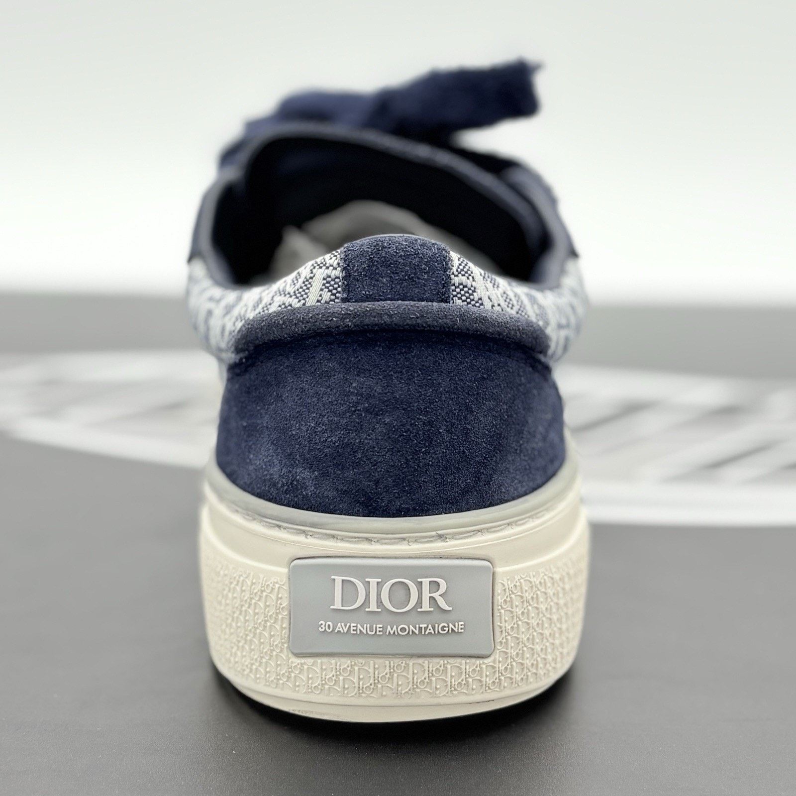 Dior Dior B33 ' Oblique Navy Blue ' | SUPER CLEAN! Size US 8 / EU 41 - 3 Thumbnail