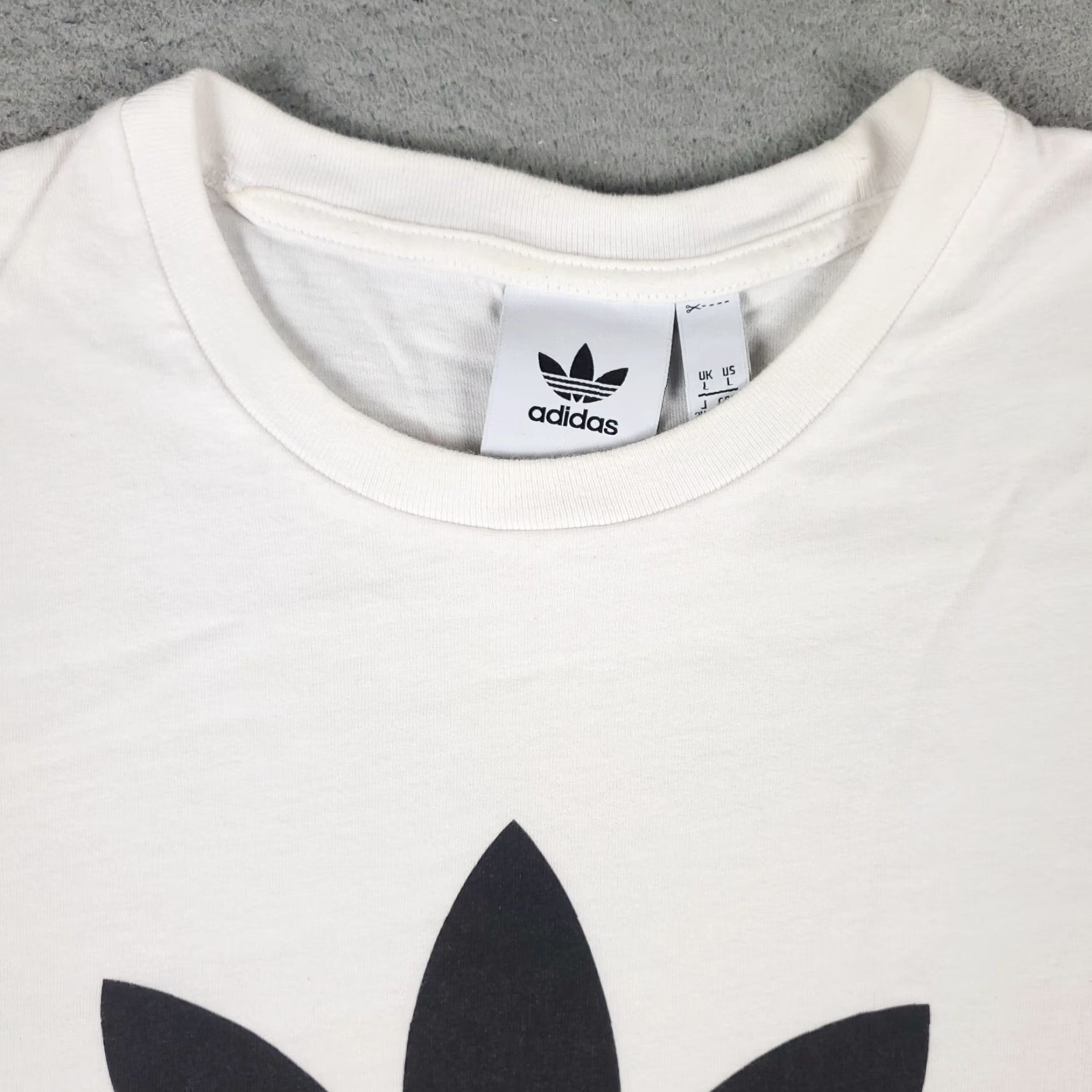 Adidas Adidas T-Shirt Mens Large White Logo Casual Short Sleeve Regular Fit Sports Size US L / EU 52-54 / 3 - 3 Thumbnail