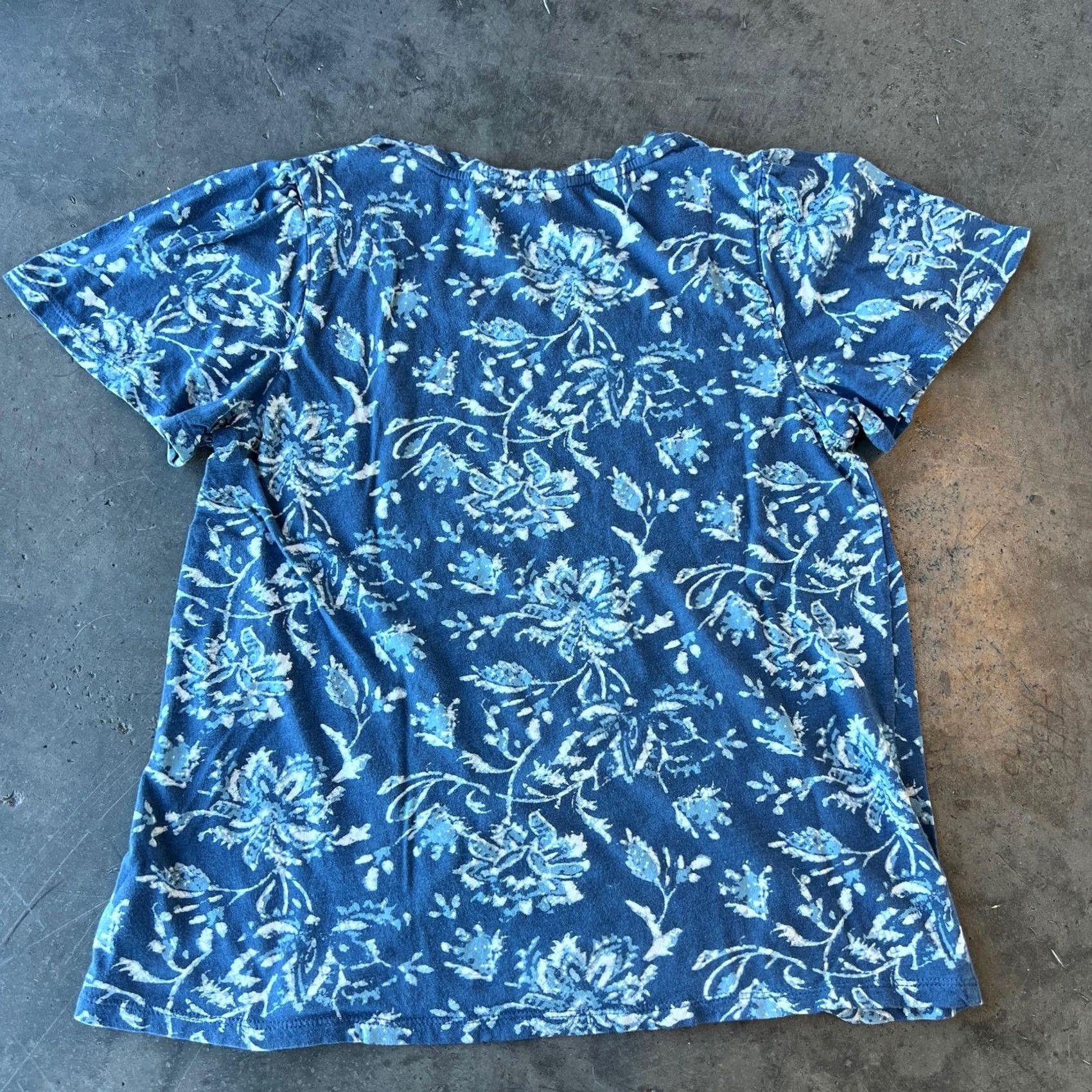 Vintage VINTAGE Y2K Lucky Band Blue Floral Short Sleeve Casual Women's Blouse Small Size S / US 4 / IT 40 - 2 Thumbnail