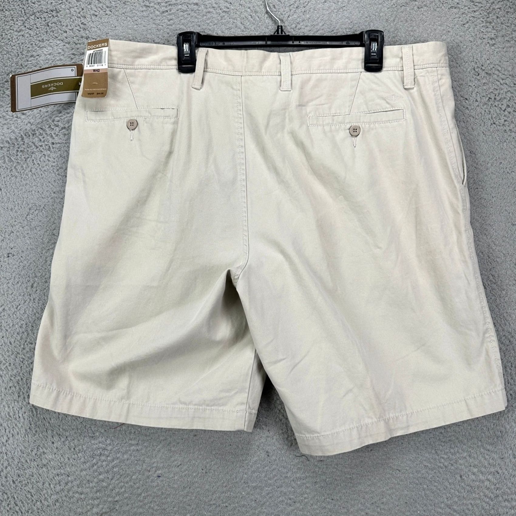 Dockers VINTAGE Dockers Shorts Khaki Mens 42 Beige Pleated Pocket 100% Cotton NEW Size US 42 / EU 58 - 2 Thumbnail