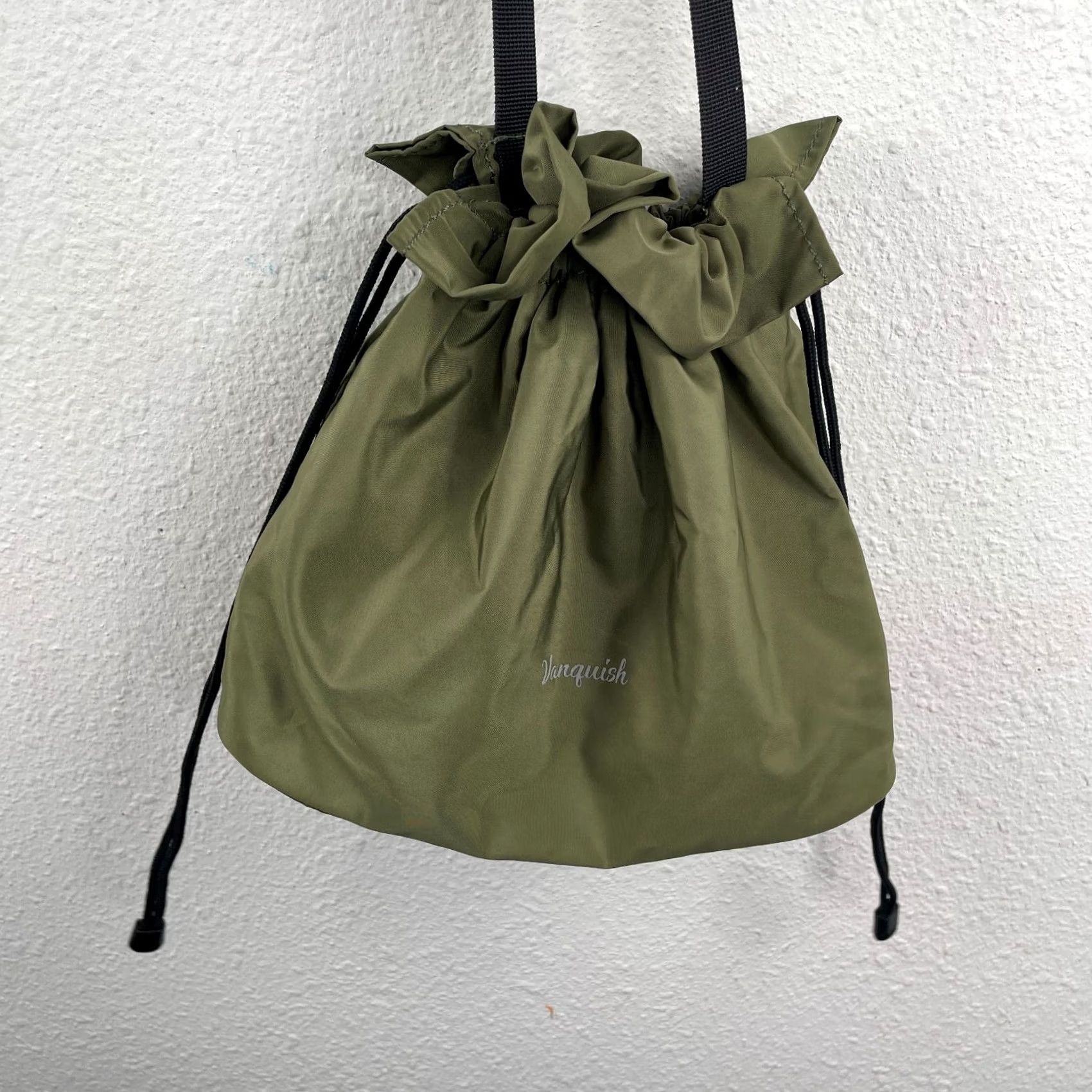 Vintage Vanquish Japan Drawstring Satchel Bag Green Nylon Satchel 9.5"W 8"H 4"D Mens Size ONE SIZE - 6 Thumbnail