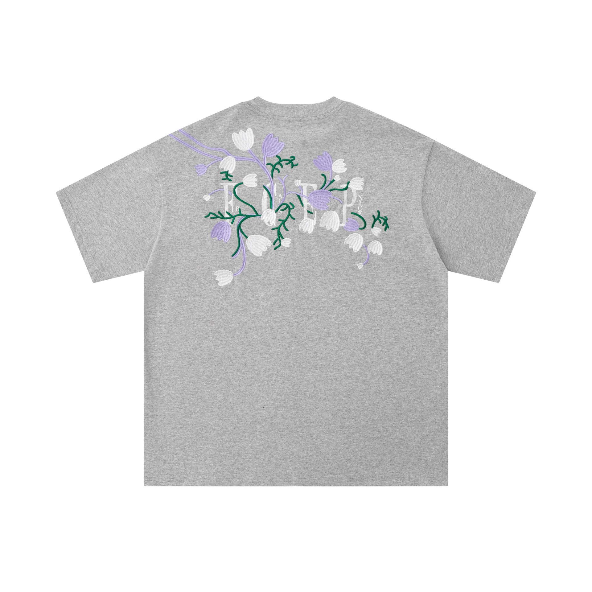 Vintage Men's hip-hop loose casual floral embroidered T-shirt Size US M / EU 48-50 / 2 - 1 Thumbnail