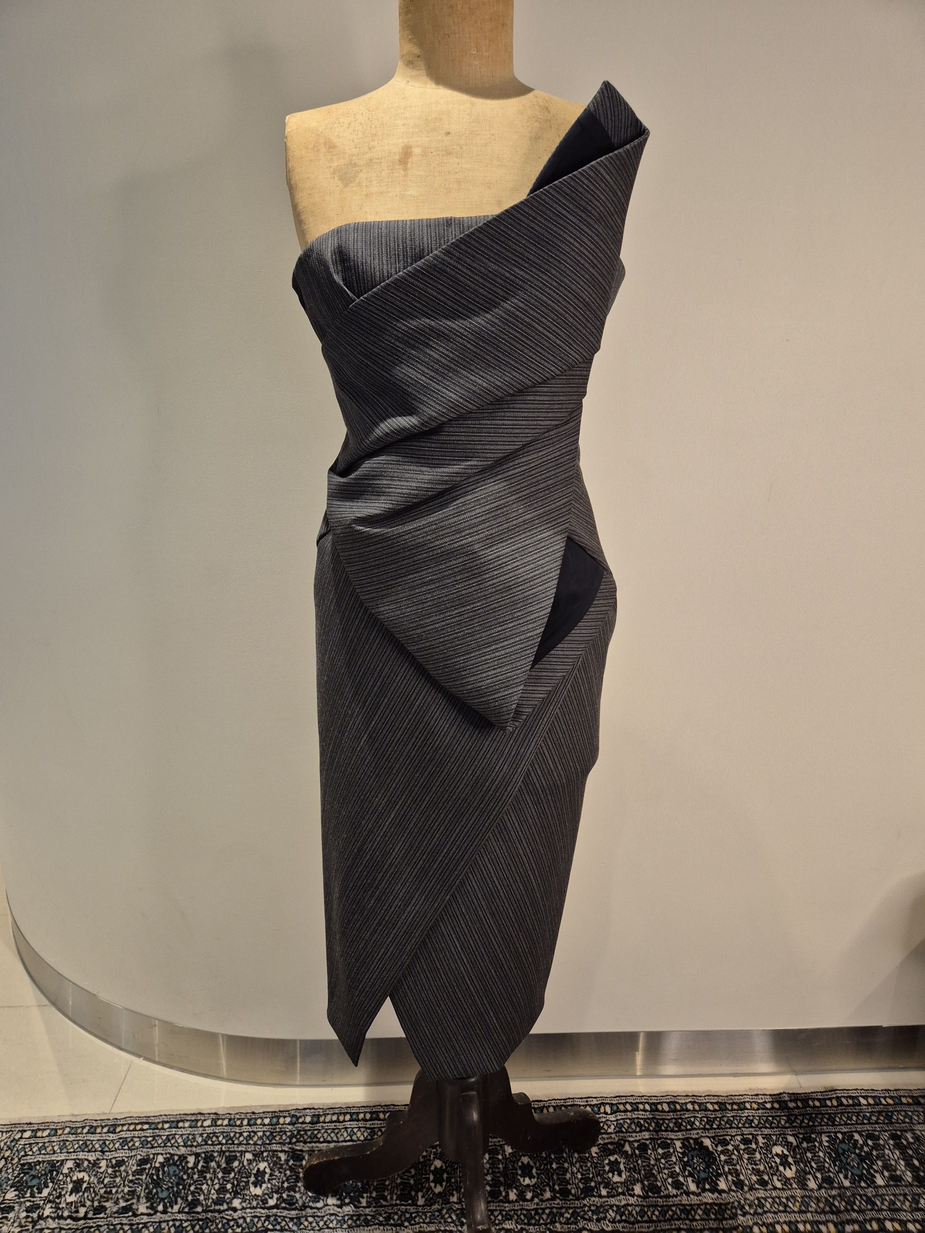 Donna Karan Strapless Donna Karan archive structured dress Size S / US 4 / IT 40 - 1 Thumbnail