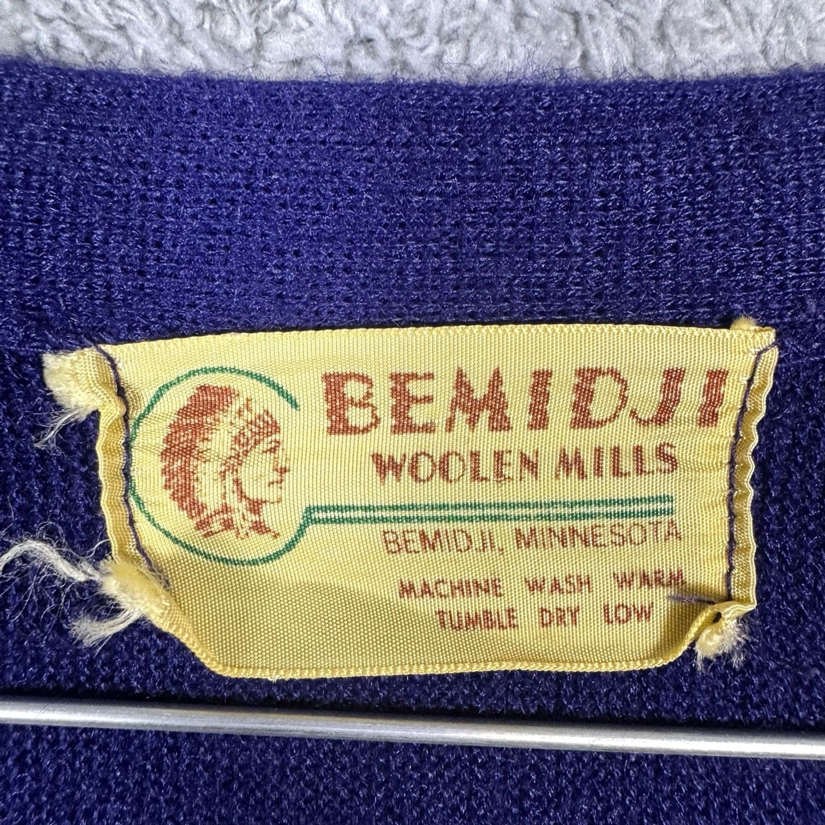 Vintage - "Bemidji Woolen Mills Men 44R (M)" - clearly identifies the brand and size Size US L / EU 52-54 / 3 - 5 Thumbnail
