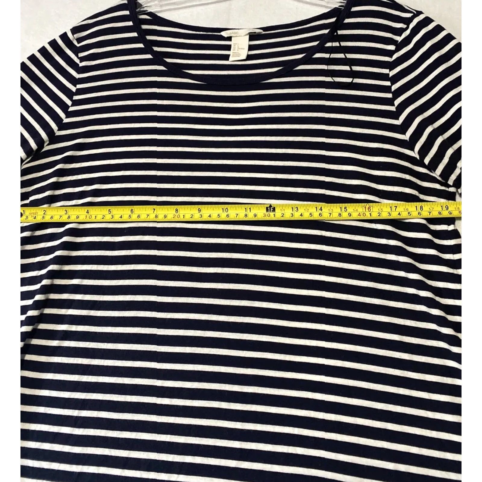 H&M H&M T-Shirt Women’s L Solid Short Sleeve Round Neck Casual Loose Top Multicolor Basic Breathing Size L / US 10 / IT 46 - 4 Thumbnail