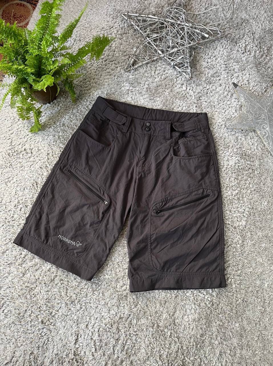 Norrona Norrona Shorts Streetwear Gorpcore Outdoor Rare Logo Size US 32 / EU 48 - 1 Thumbnail