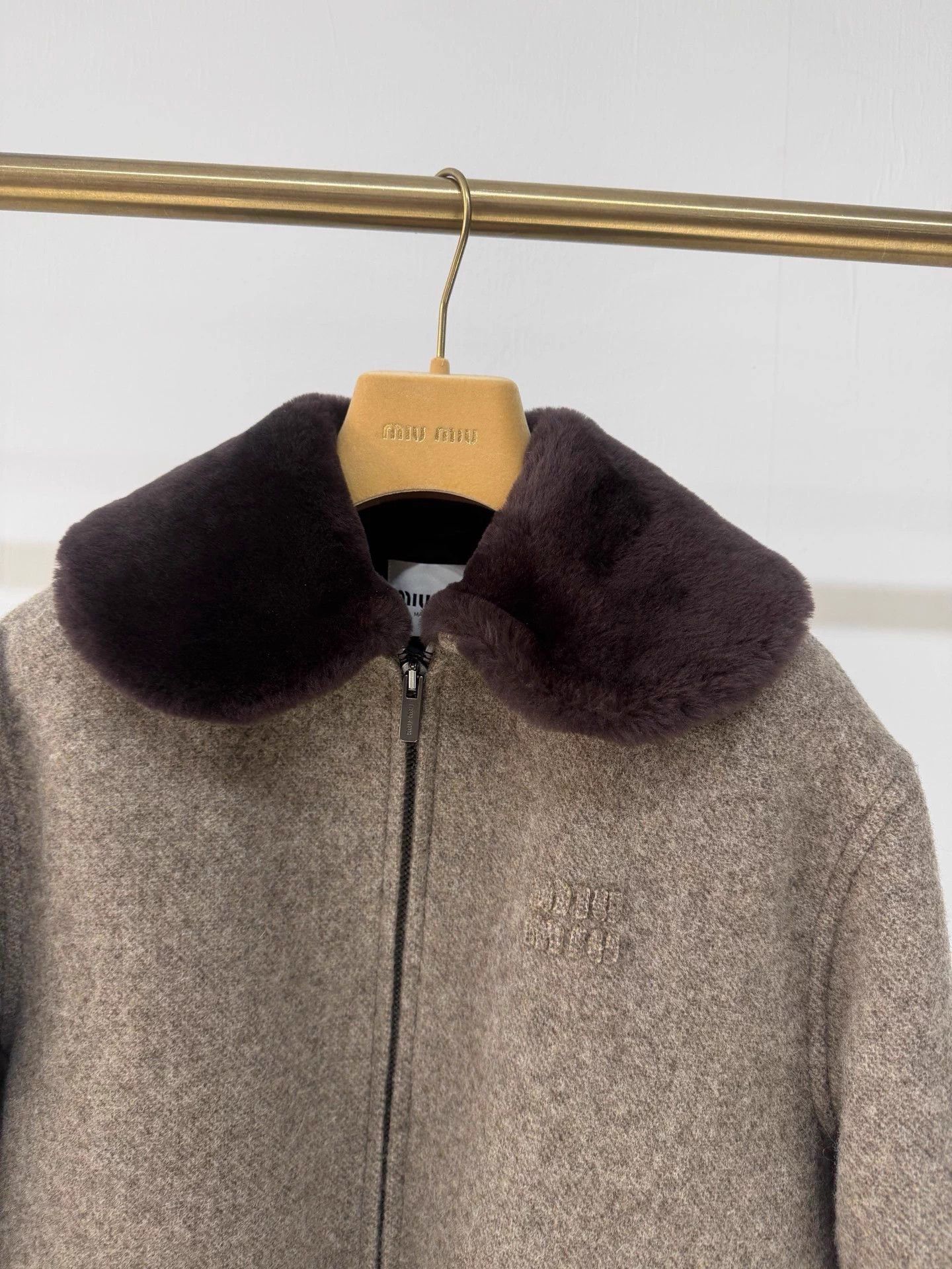 Miu Miu MIU MIU 26 Spring Shetland Wool Jacket Size 36 New Size XS / US 0-2 / IT 36-38 - 2 Thumbnail