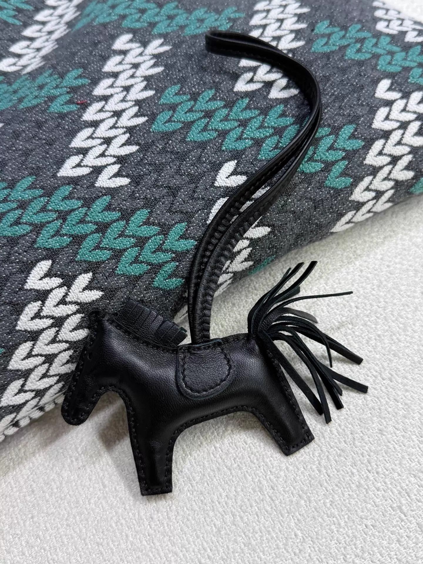 Hermes Hermès So Black Horse (New) Size ONE SIZE - 2 Thumbnail