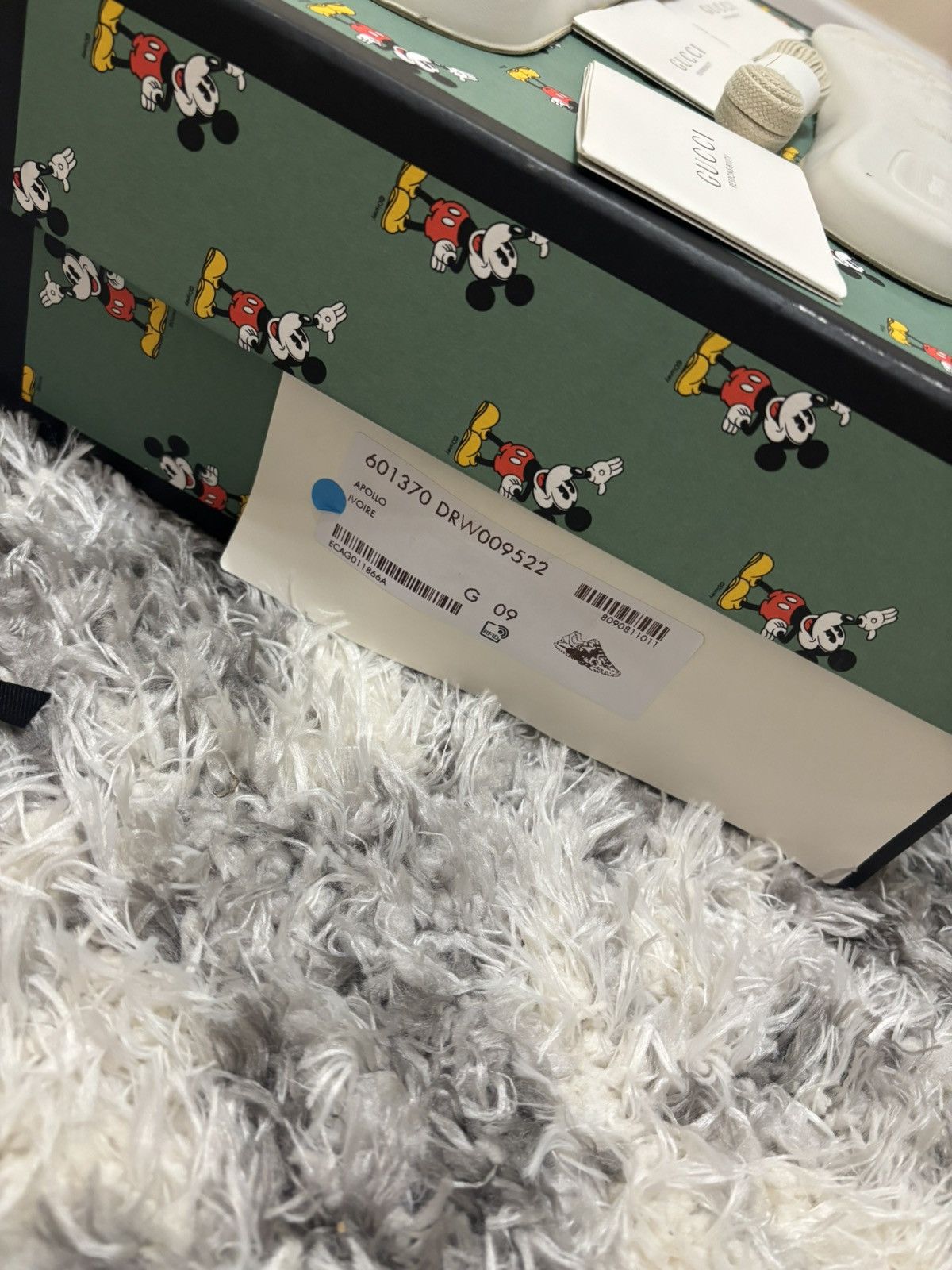 Gucci New Super Rare Gucci x Mickey Mouse Rhyton Leather Sneaker Size US 9 / EU 42 - 10 Thumbnail