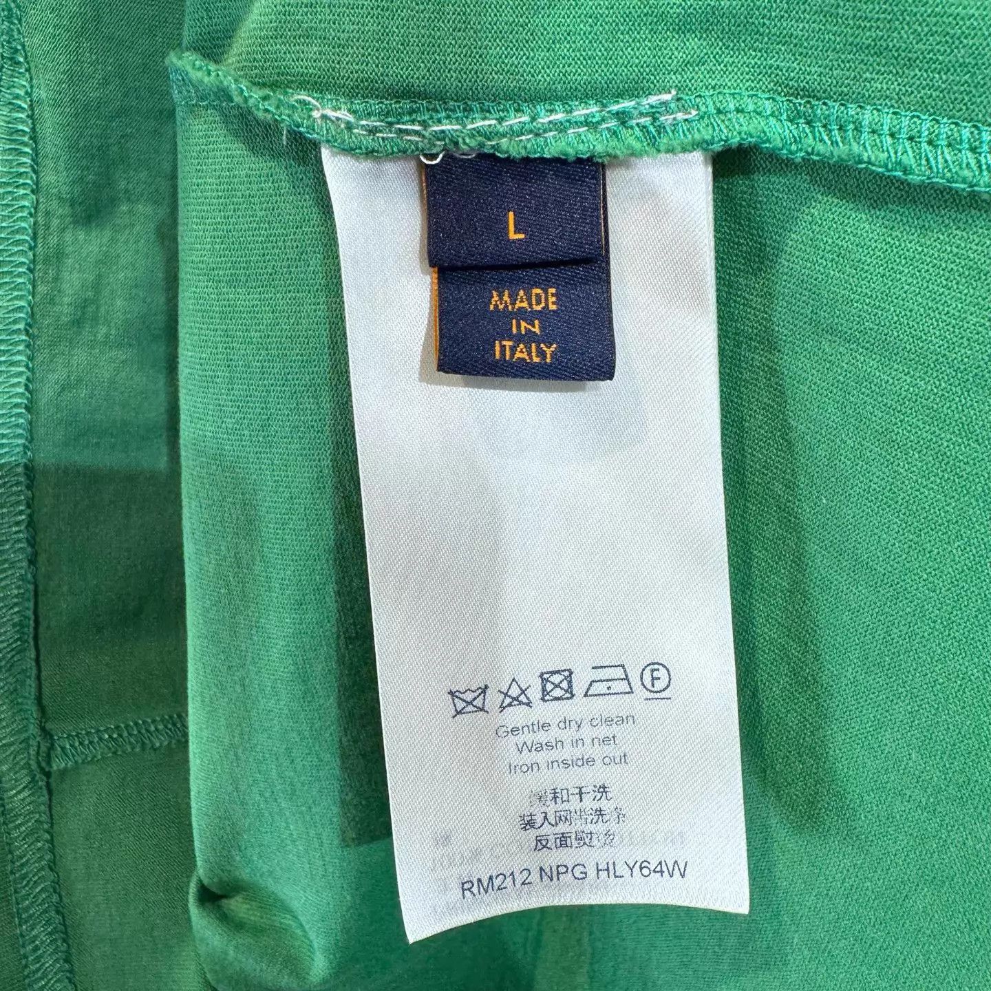 Louis Vuitton Louis Vuitton Green Embossed Logo Short Sleeve L New Size US L / EU 52-54 / 3 - 5 Thumbnail