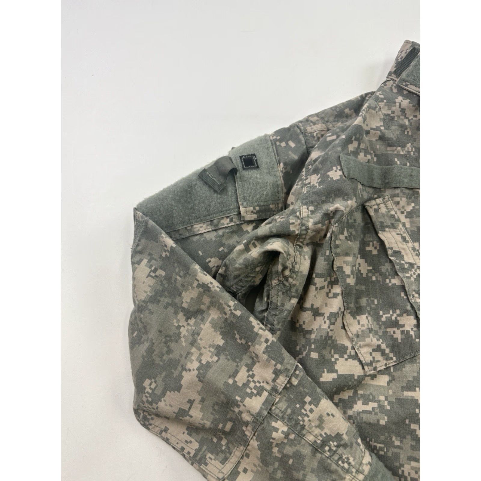 American Apparel US Army Jacket Mens S Digital Camo Green Army Military Jacket Full Zip Pockets Casual Workwear Reg US Army Mens Small Digital Camo Coat Size US S / EU 44-46 / 1 - 2 Thumbnail