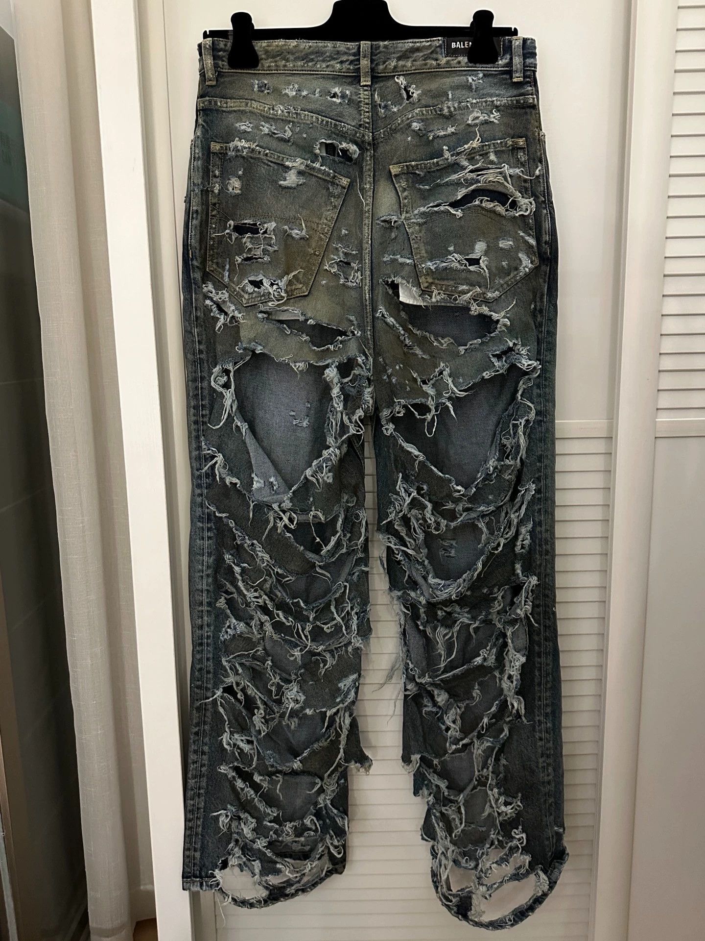 Balenciaga Balenciaga Super Destroyed Blue Jeans - dmc Size US 27 - 1 Thumbnail