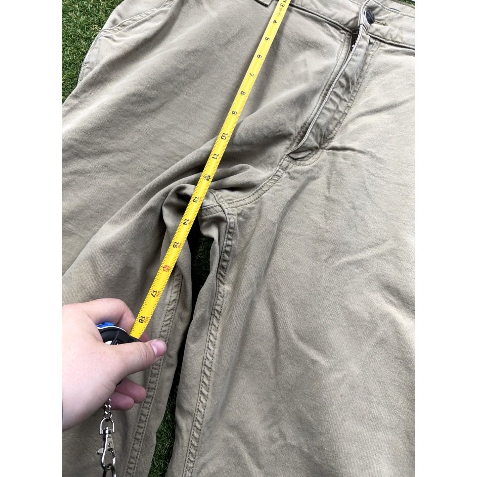 Carhartt Carhartt Carpenter Pants Mens 44x30 Workwear Cotton Beige Relaxed fit B324 FDK Pants Jeans Beige Carhartt Mens 44 Relaxed 30 Inseam 5-Pocket Size US 44 / EU 60 - 4 Thumbnail