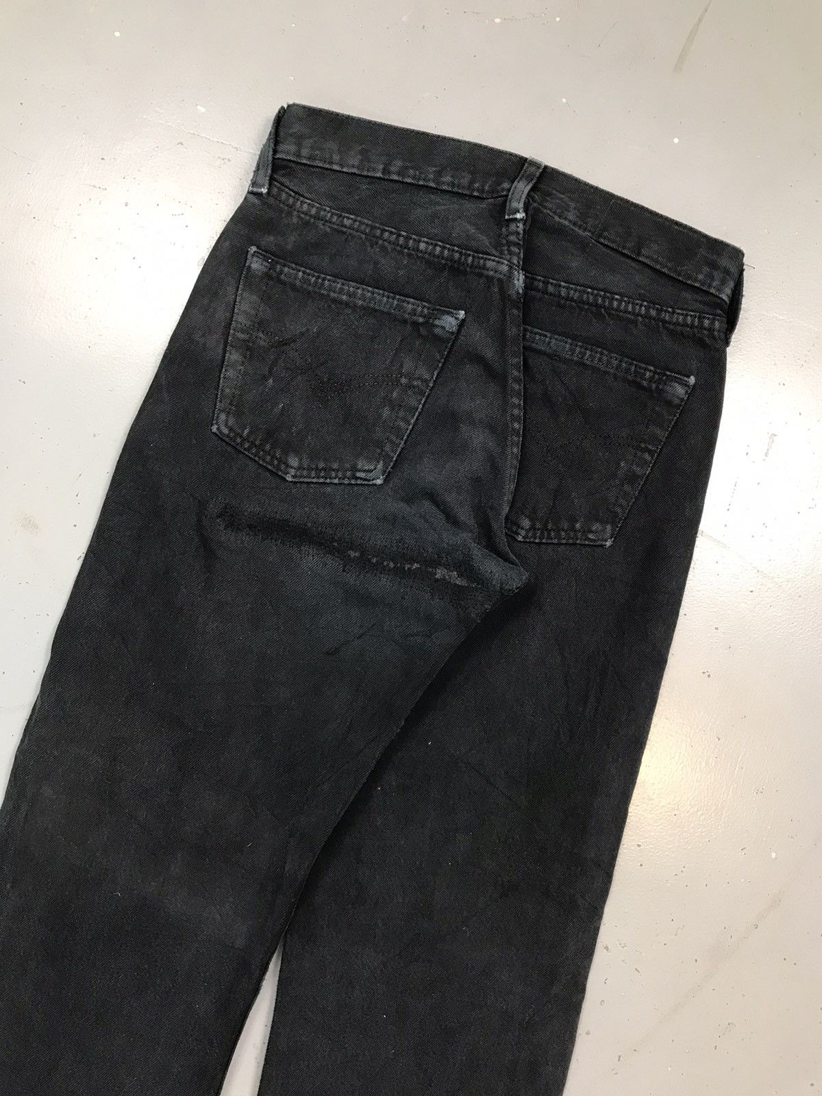 Levi's × Vintage Vintage Levi’s red tab distressed denim Size US 28 / EU 44 - 9 Thumbnail