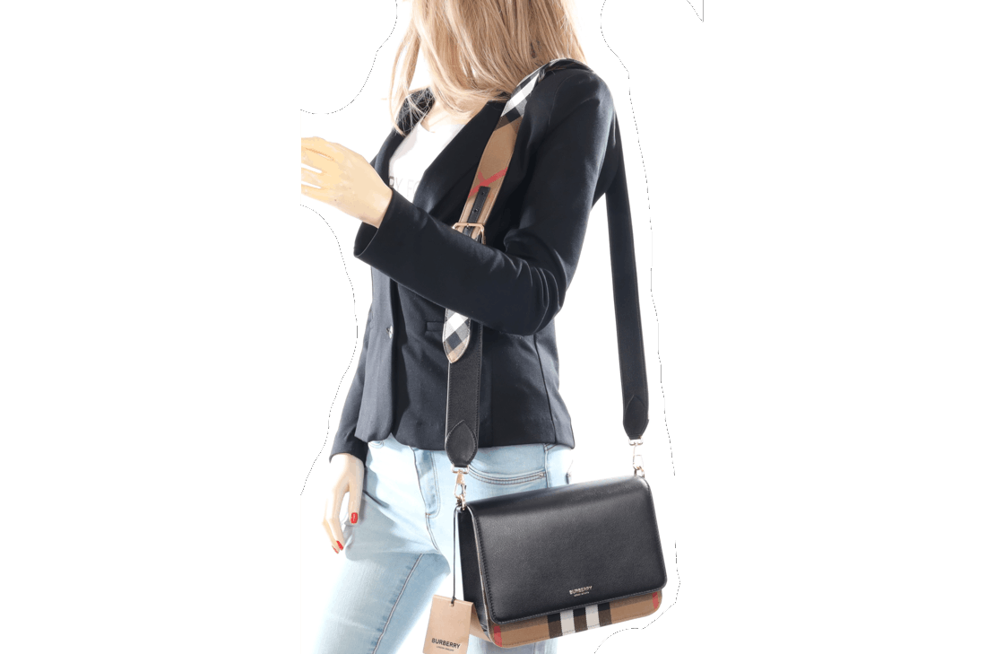 Burberry o1w1db10126 Size: OS / Mackford Shoulder Bag In Black Size ONE SIZE - 7 Thumbnail