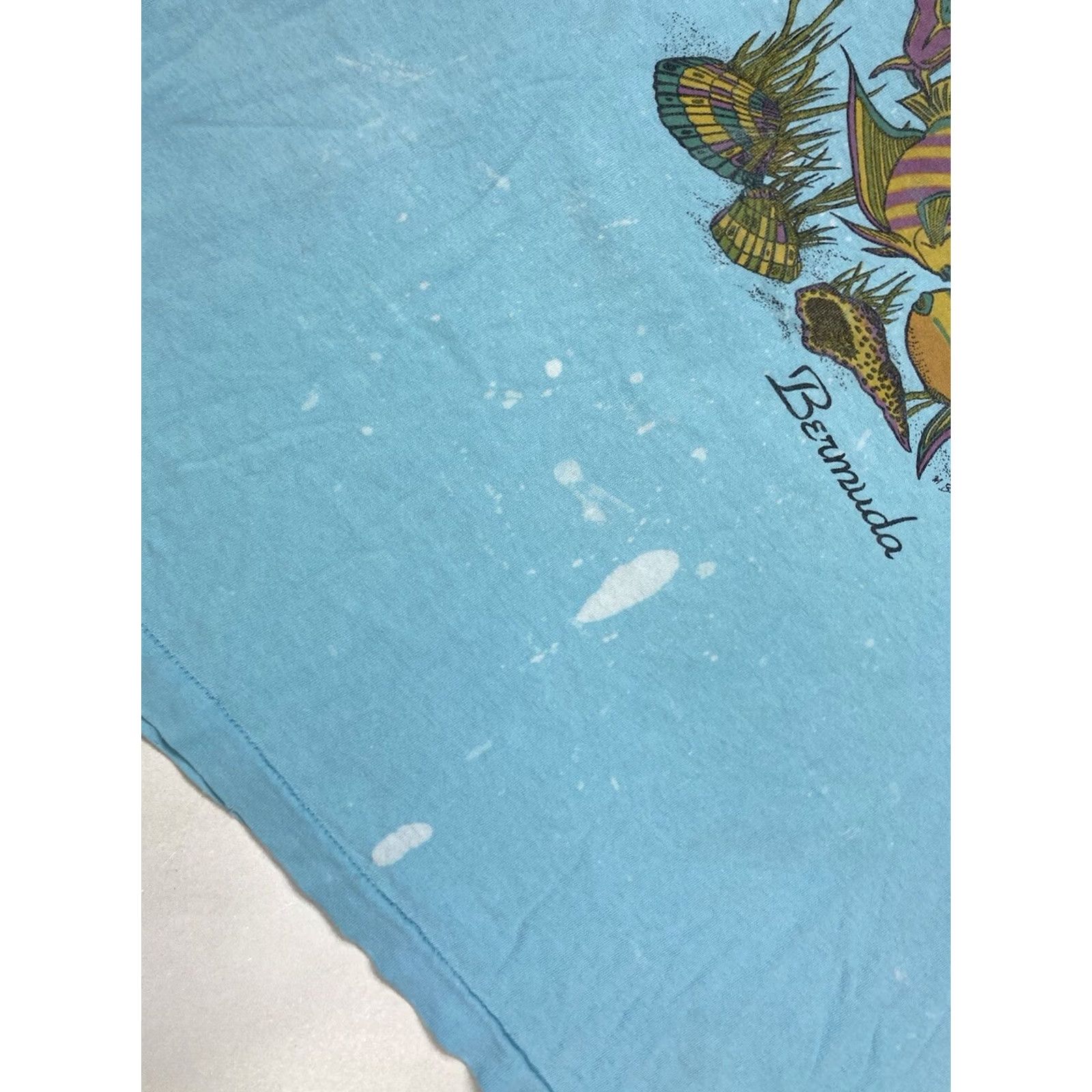 Fruit Of The Loom VINTAGE Fruit of the Loom Bermuda Fish Ocean Graphic T-shirt Men XL Aqua Blue 90s Single Stitch Mens Size US XL / EU 56 / 4 - 3 Thumbnail