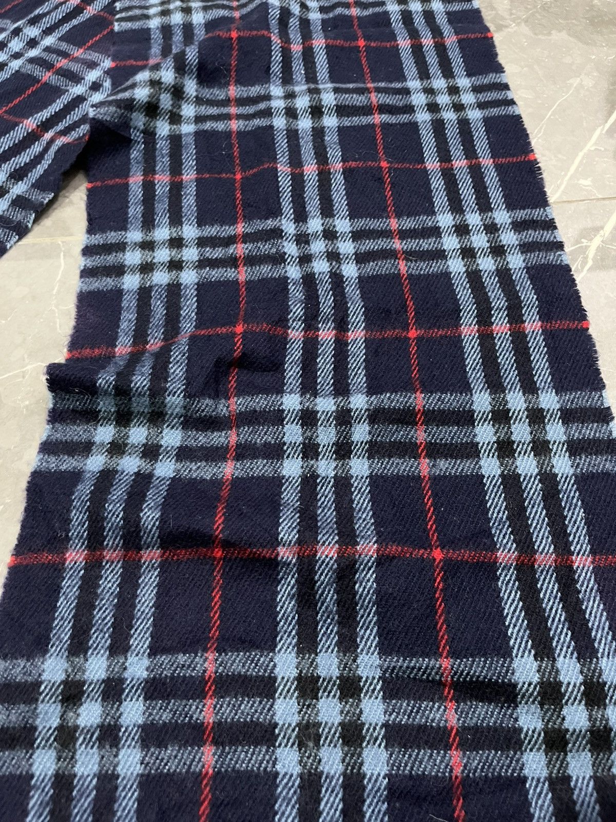 Hysteric Glamour PLAID SCRAFT LIKE ACNE STUDIO SCRAF STYLE Size ONE SIZE - 3 Thumbnail