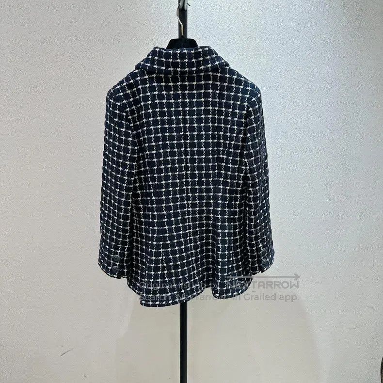Chanel Chanel 18A Hamburger Series Show Black and White Waist Jac Size XS / US 0-2 / IT 36-38 - 2 Thumbnail
