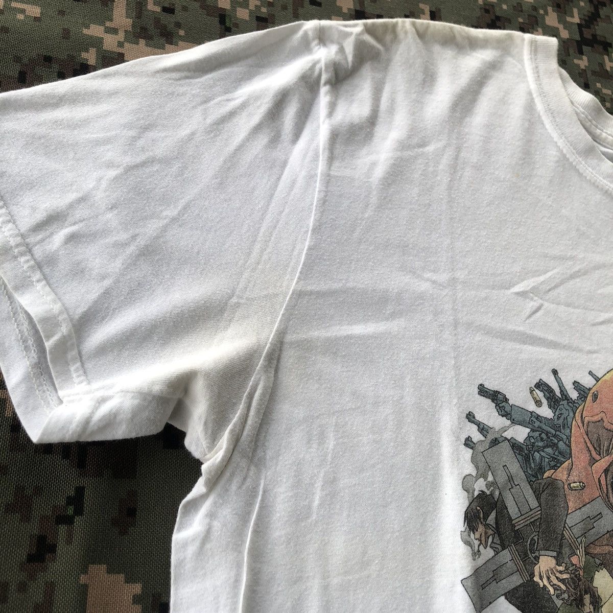 Anime Trigun Anime Tshirt Size US L / EU 52-54 / 3 - 5 Thumbnail