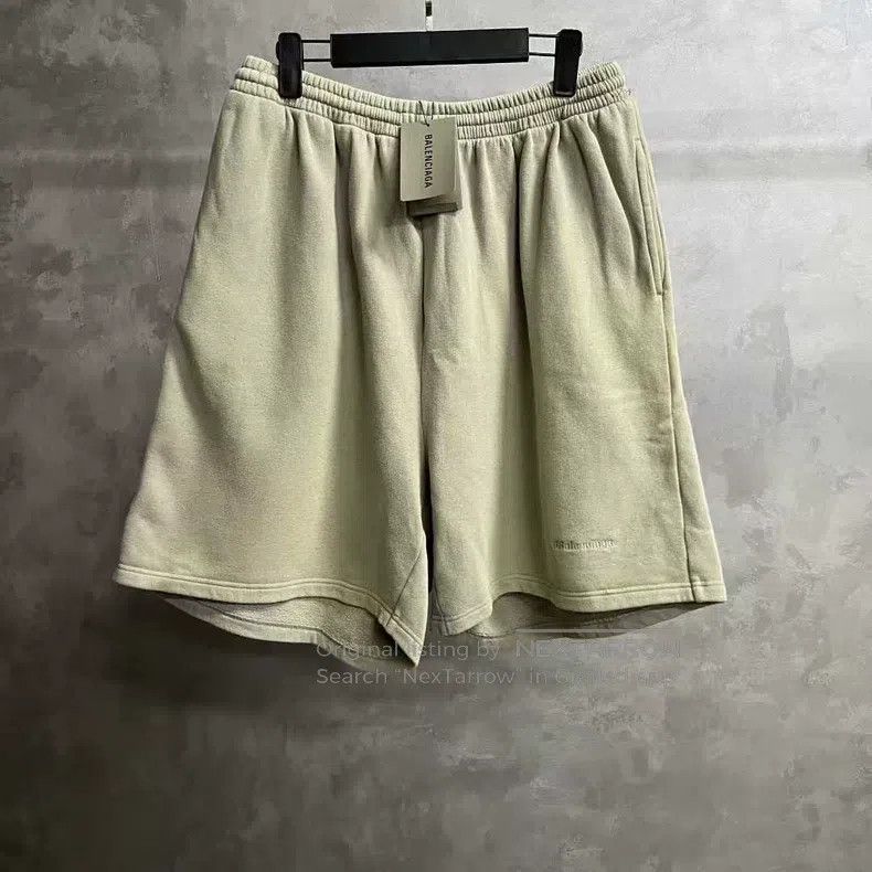 Balenciaga Balenciaga size XS Green Letter Logo Casual Shorts Size US 27 - 1 Thumbnail