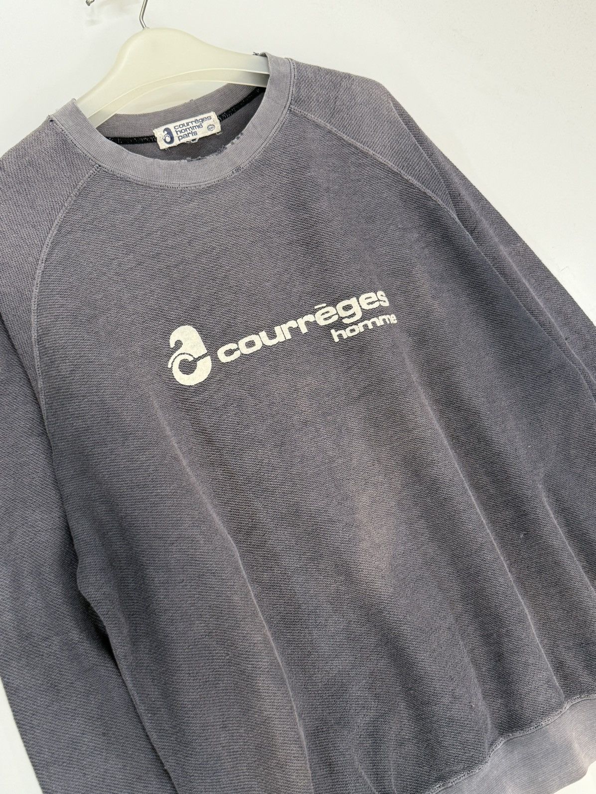 Andre Courreges 🔥 80s Courréges Homme Paris Faded Valour Distressed Sweat Size US M / EU 48-50 / 2 - 4 Thumbnail