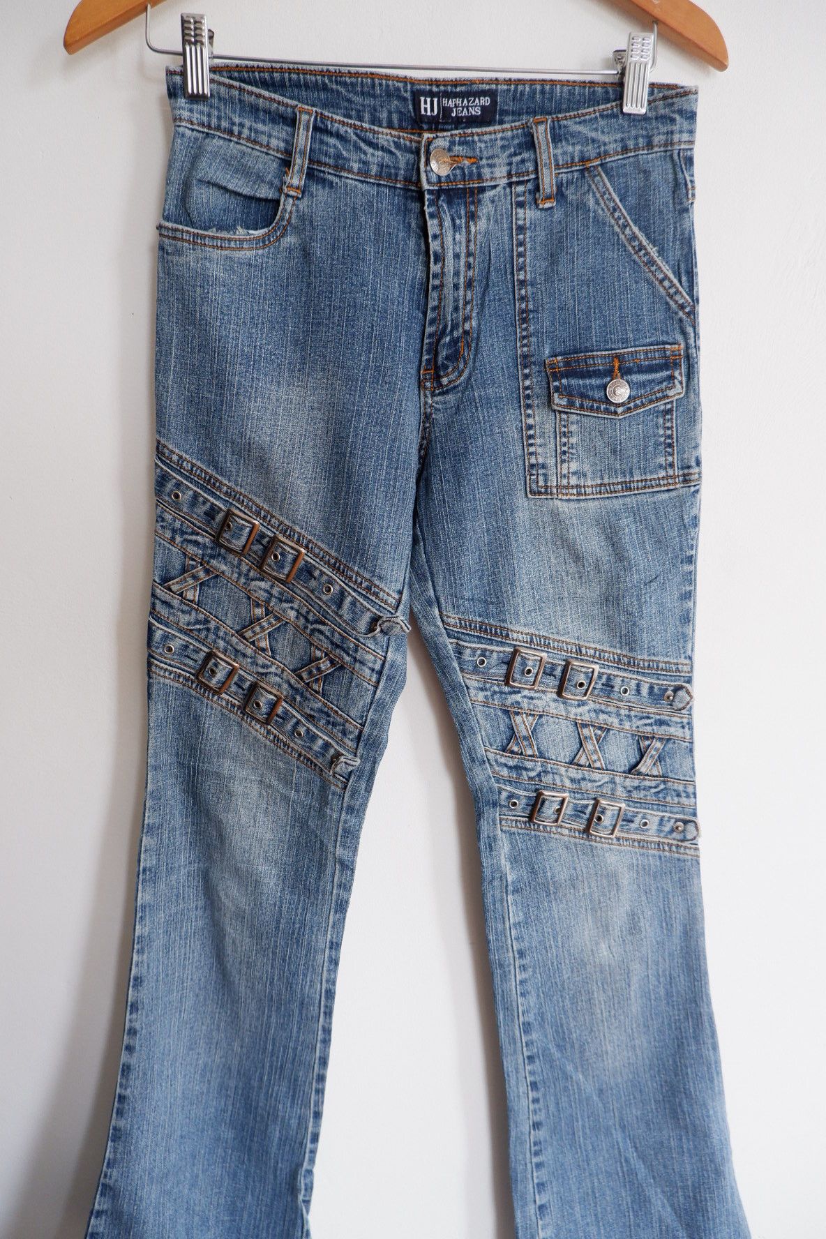 If Six Was Nine Vintage Mudwash HAPHAZARD Bondage Flared Jeans Size US 27 - 4 Thumbnail