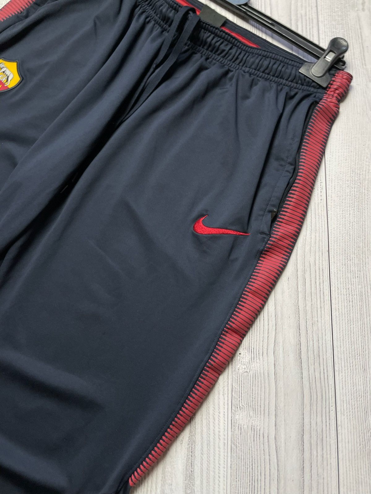 Nike × Vintage Vintage Nike soccer joggers size XL AS Roma Size US 36 / EU 52 - 2 Thumbnail