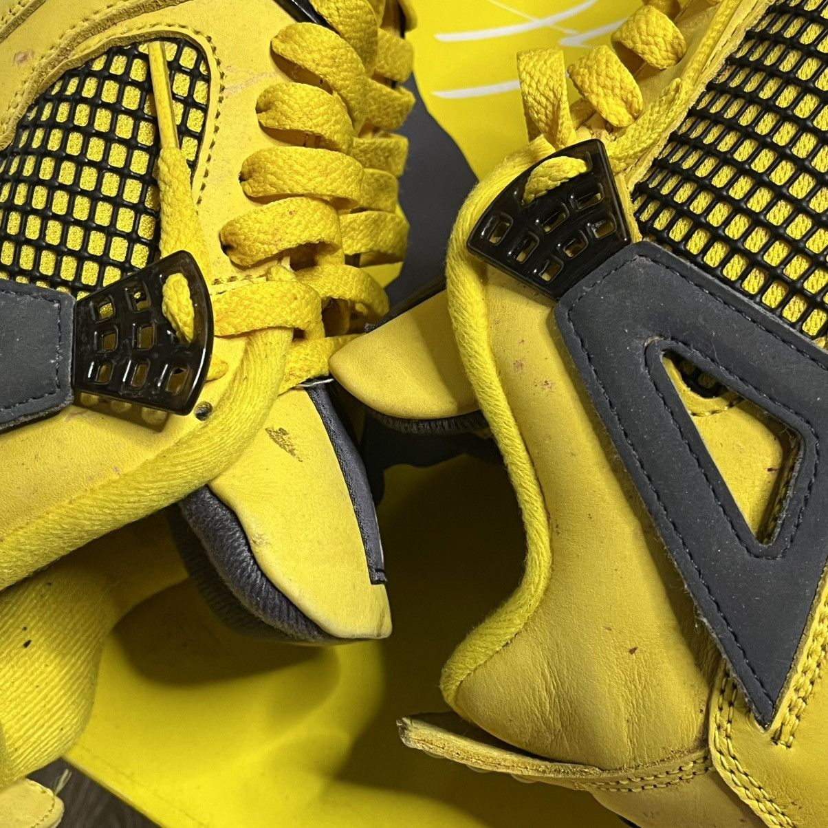 Jordan Brand 2021 jordan 4 lightning Size US 9.5 / EU 42-43 - 8 Thumbnail