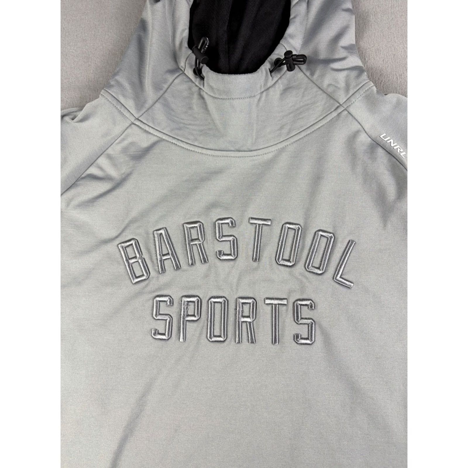 Vintage UNRL Barstool Sports Hoodie Men XL Gray Pullover Sweatshirt Golf Logo Embroidered Solid Microfiber Size US XL / EU 56 / 4 - 2 Thumbnail