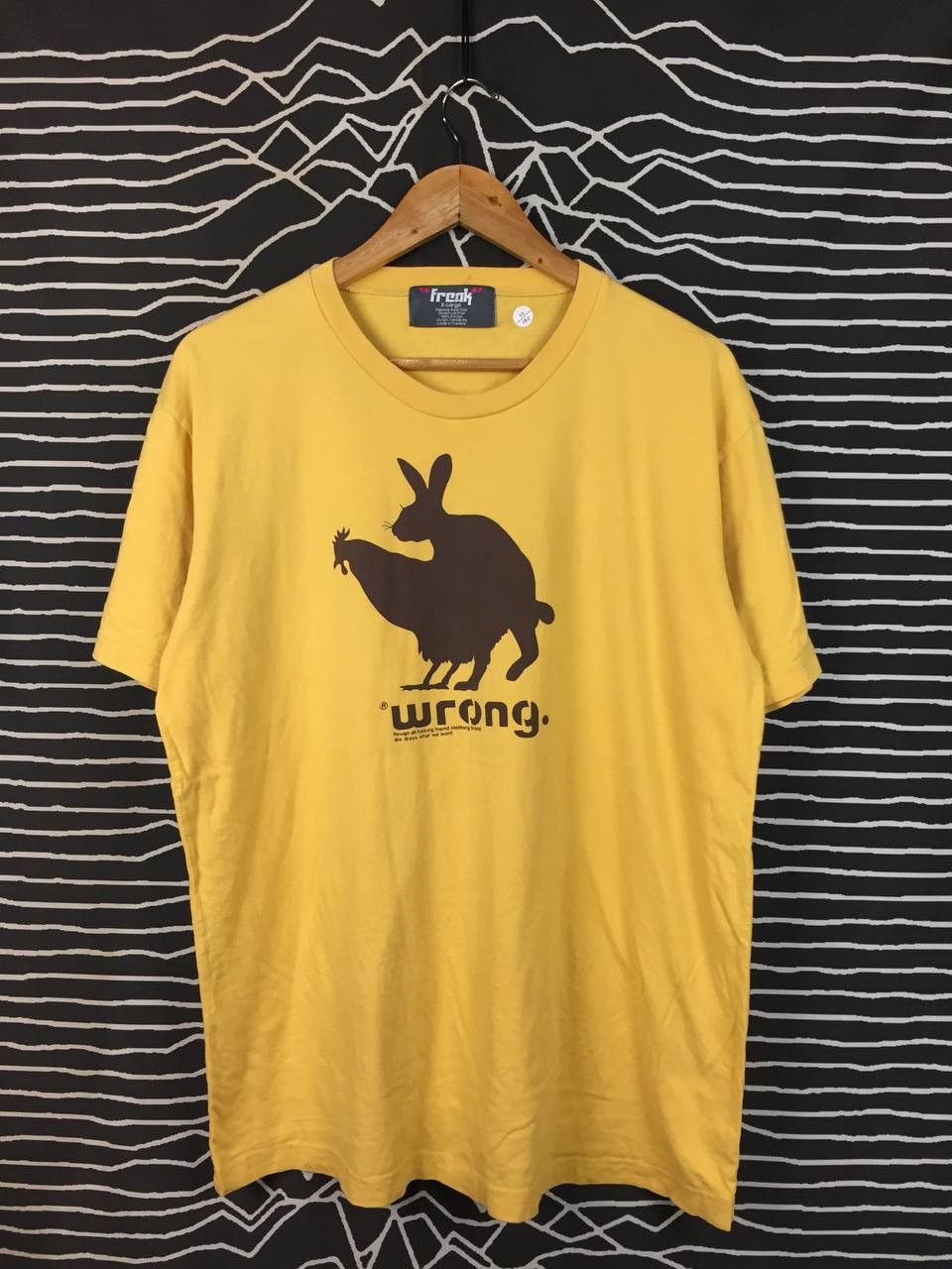 Vintage Freak Bunny & Rooster Satirical Wrong Hybrid Logo Tee Size US XL / EU 56 / 4 - 1 Thumbnail