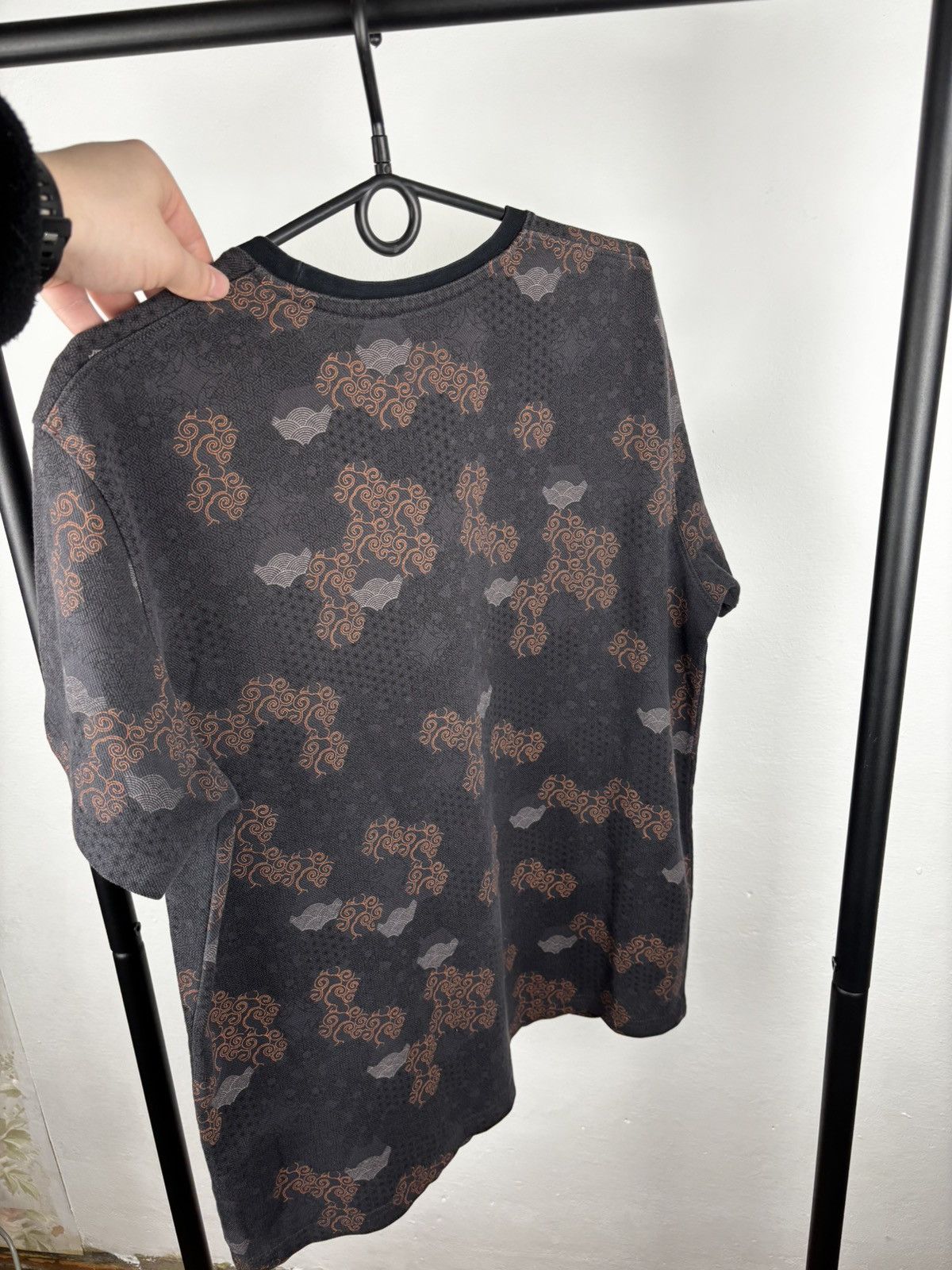 Undercover × Uniqlo Uniqlo x Undercover Japan t shirt size XL Size US XL / EU 56 / 4 - 5 Thumbnail