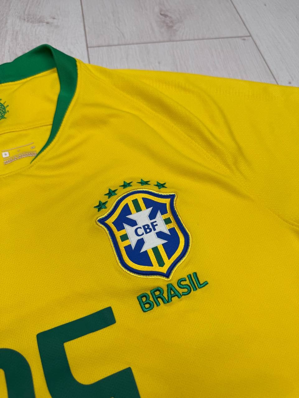 Nike Nike Brazil National Team 2018 Home Soccer Jersey T-shirt Size US S / EU 44-46 / 1 - 5 Thumbnail