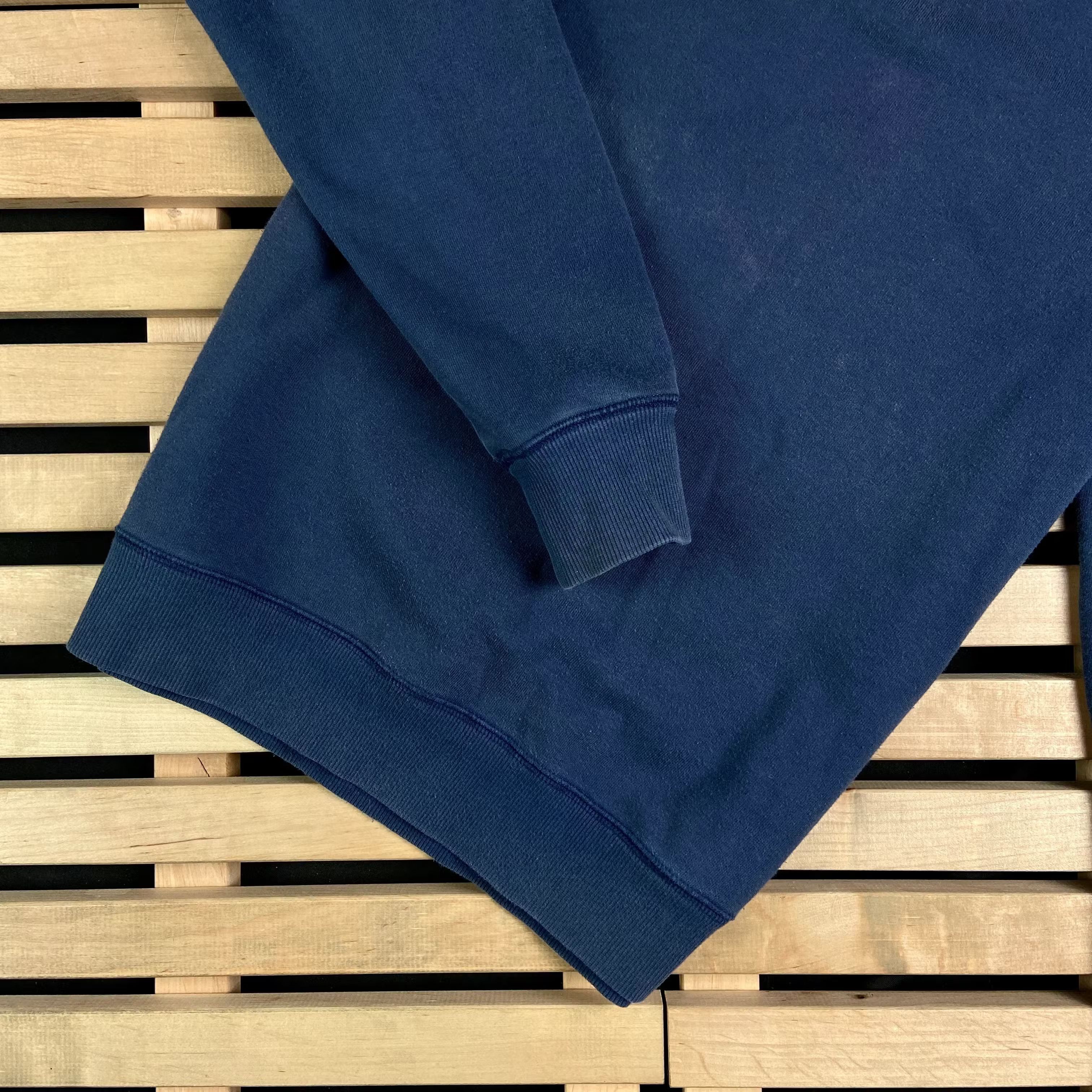 Carhartt × Carhartt Wip × Vintage Mens Vintage Sweatshirt Carhartt Size S Size US S / EU 44-46 / 1 - 3 Thumbnail