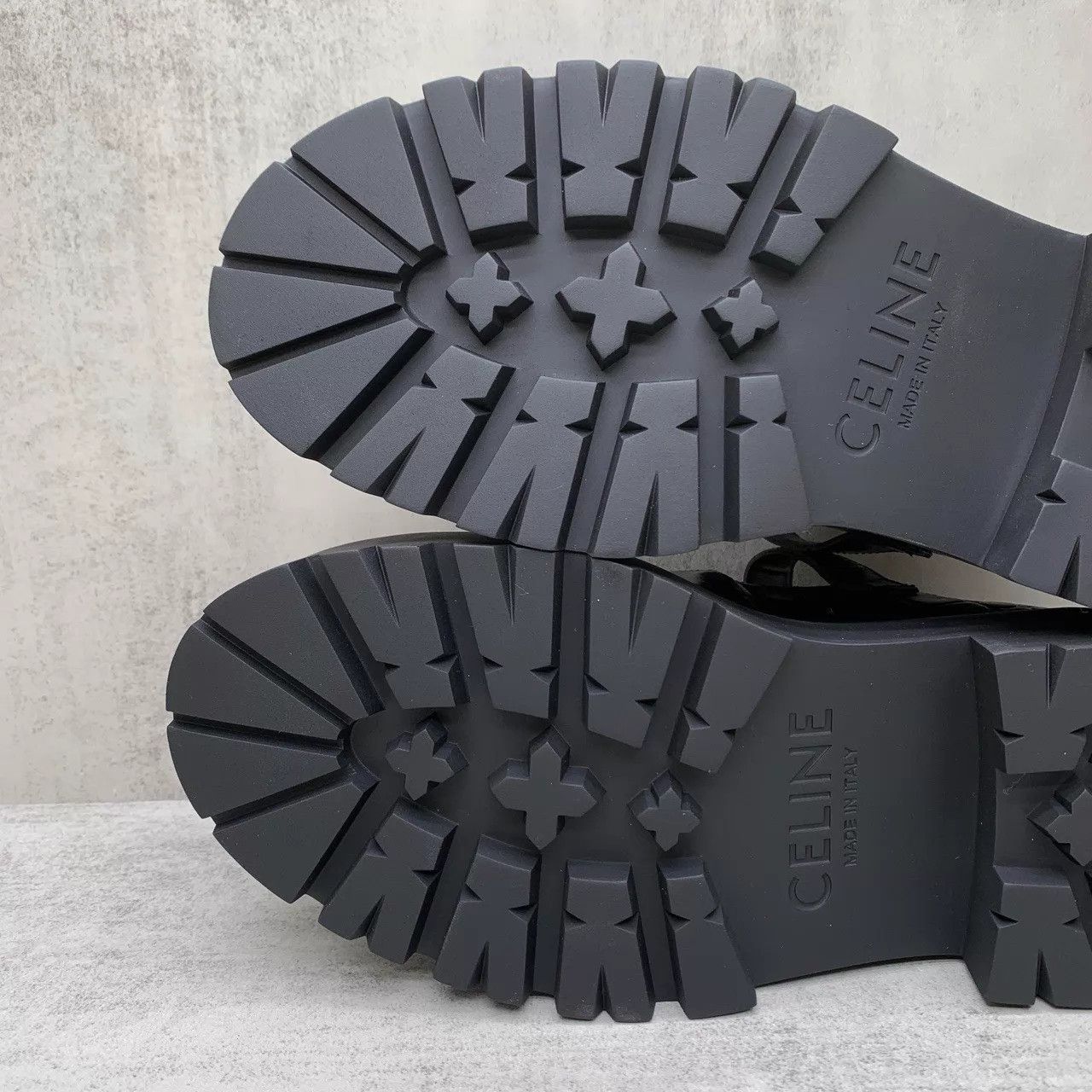 Celine Celine Black thick-soled croc-embossed Mary Jane loafer 37 Size US 6.5 / IT 36.5 - 8 Thumbnail