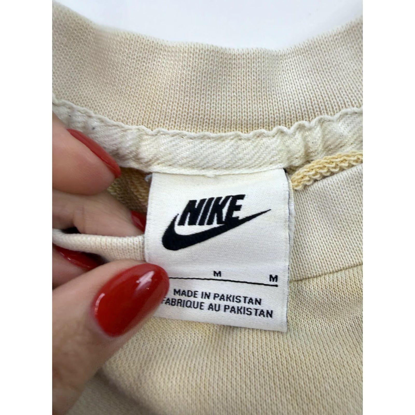Nike Nike Sweatshirt Mens M Beige Fleece Crewneck Pullover Have A Nike Day Daisy Graphic Print Embroidered Logo Size US M / EU 48-50 / 2 - 3 Thumbnail