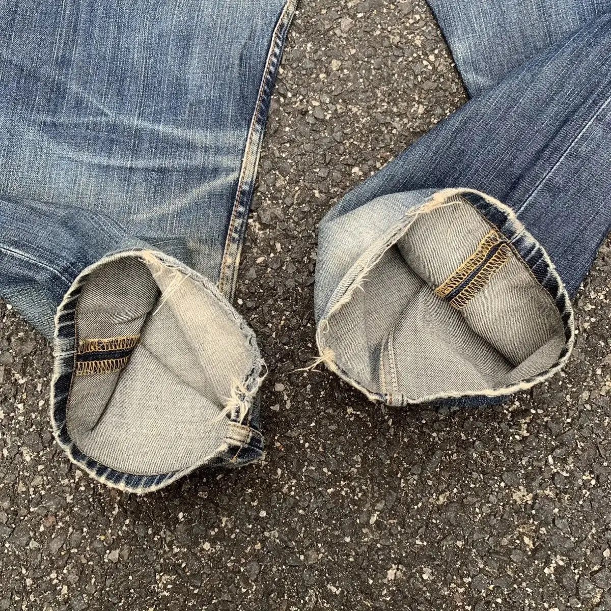 Levi's Levi’s LOT703 Distressed Denim Levis Sun Faded Jeans Pants Size US 34 / EU 50 - 15 Thumbnail