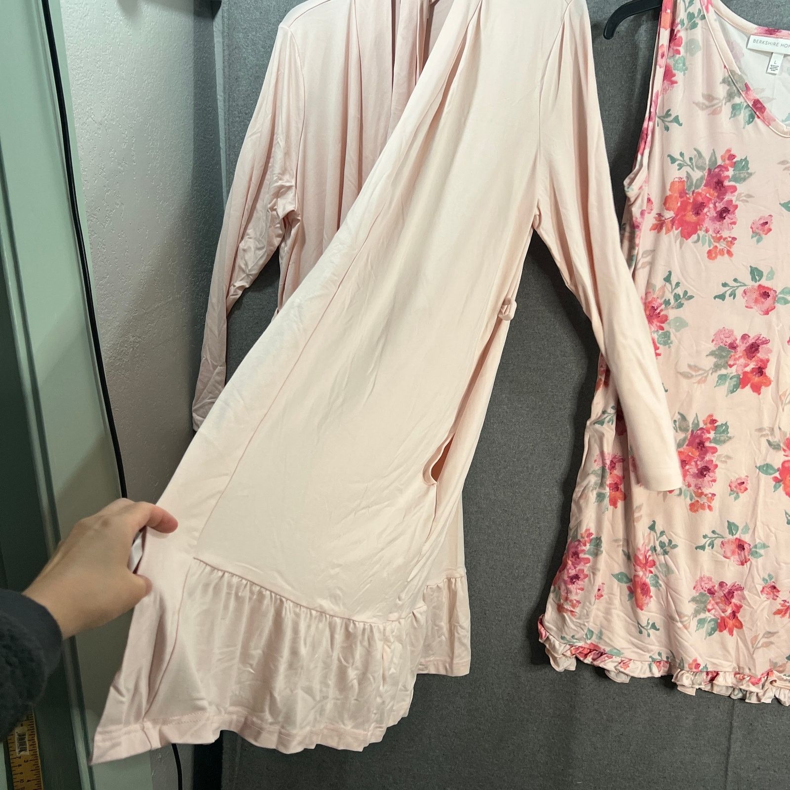 Other Berkshire Homewear Silky Smooth Wrap Robe with Sleep Dress Size L / US 10 / IT 46 - 10 Thumbnail