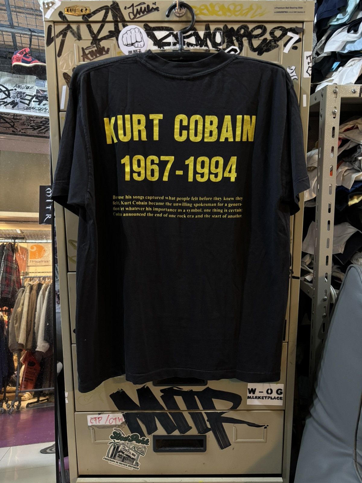 Band Tees Nirvana vintage T shirt 90’s Size US L / EU 52-54 / 3 - 7 Thumbnail