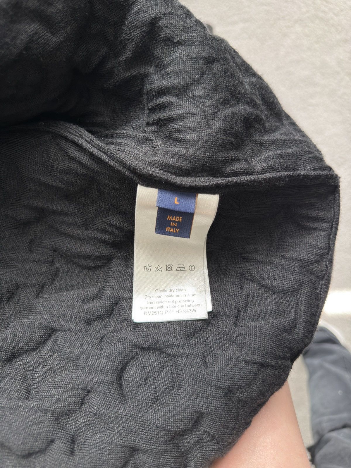 Louis Vuitton Louis Vuitton Wool Padded Bomber Black Size US L / EU 52-54 / 3 - 4 Thumbnail