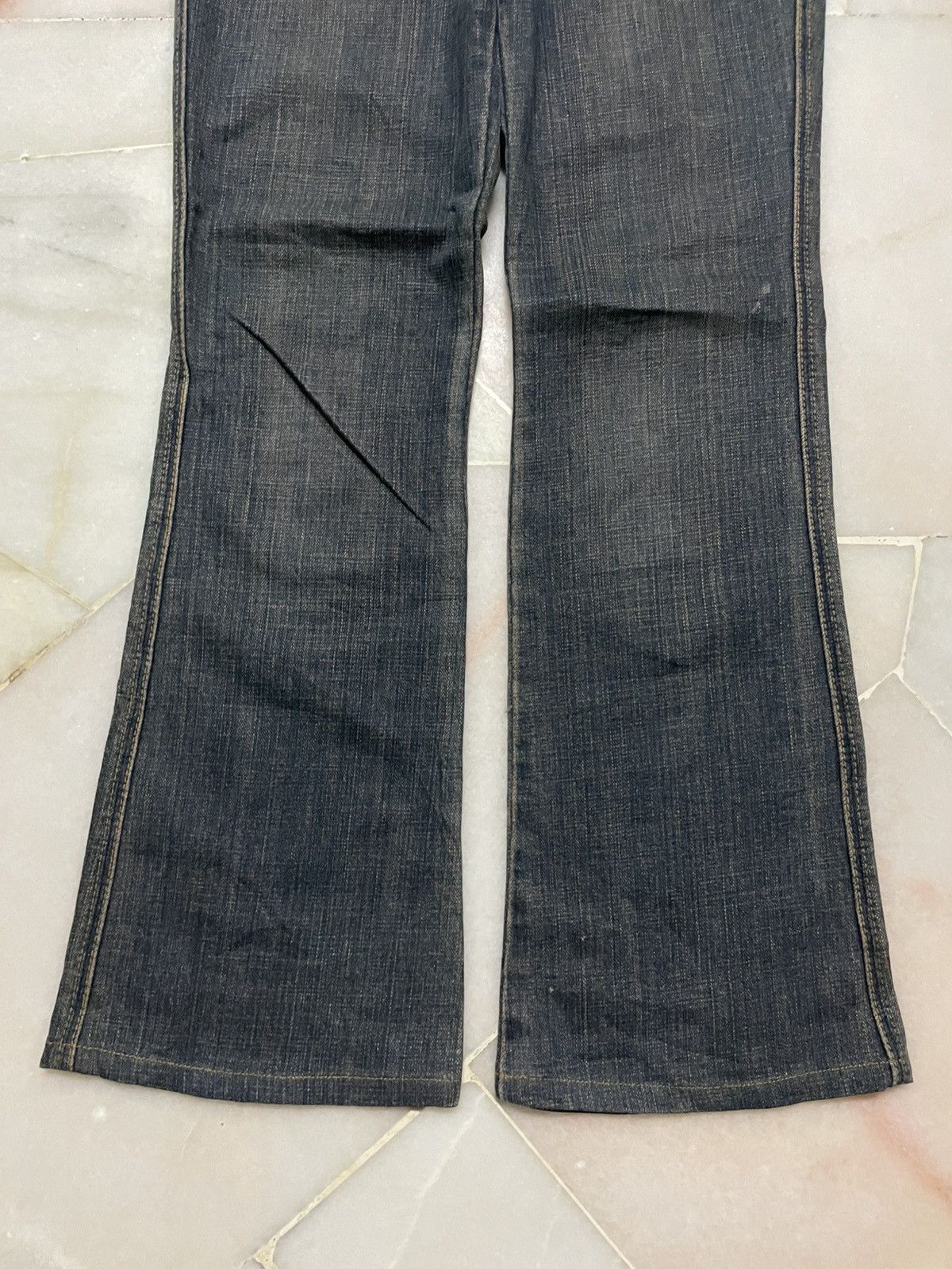 Japanese Brand 💥Flared💥Vintage 90’s Japanese Rusty Mudwash Sick Dark Jeans Size 28" / US 6 / IT 42 - 4 Thumbnail