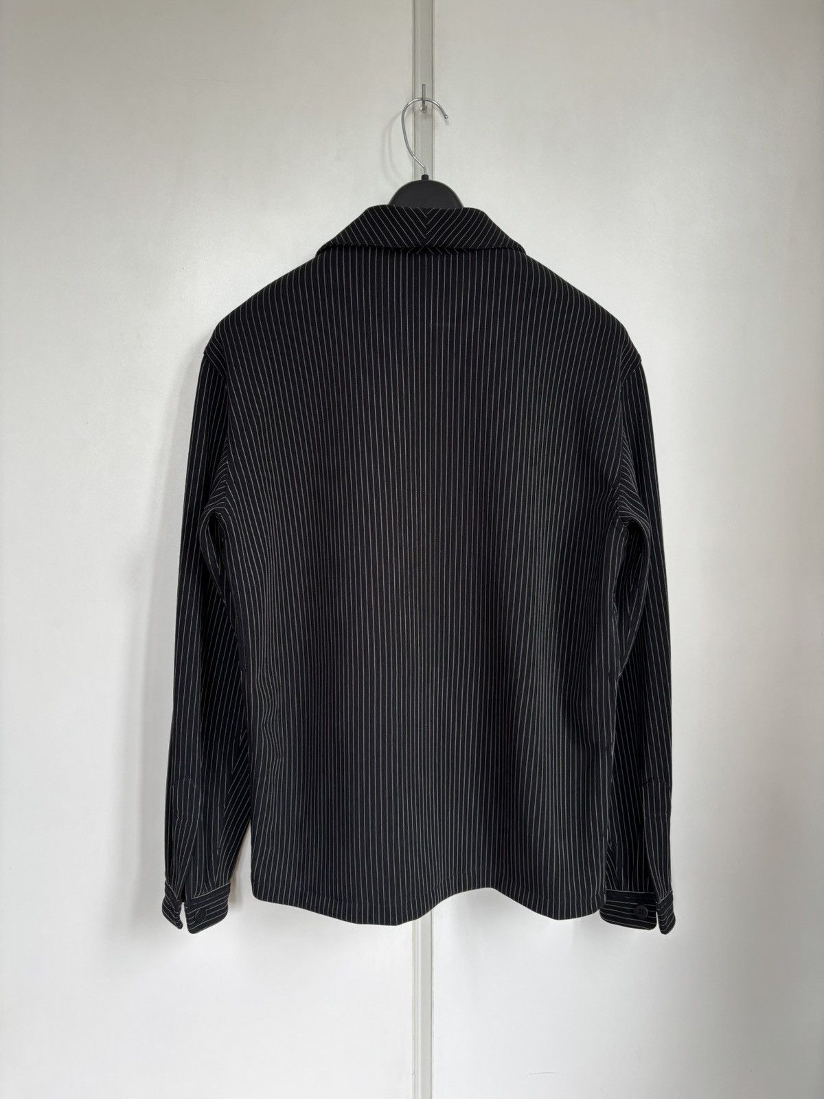 Emporio Armani 90s Emporio Armani Pinstripe Concealed Button Shacket Size US M / EU 48-50 / 2 - 4 Thumbnail