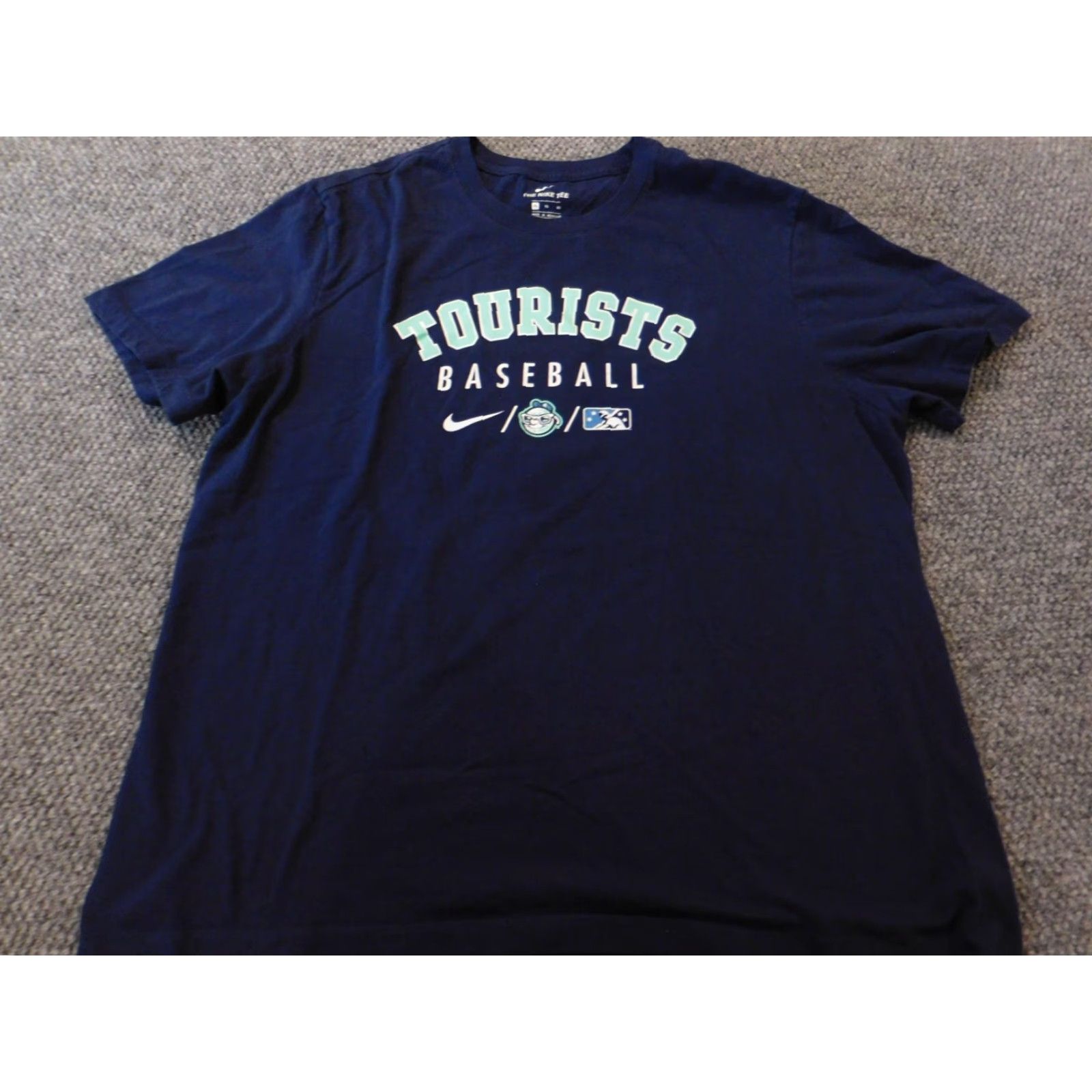Nike **Nike Mens Blue XL Basketball Tee** User: **Nike Mens Blue XL Basketball Shirt** Size US XL / EU 56 / 4 - 2 Thumbnail