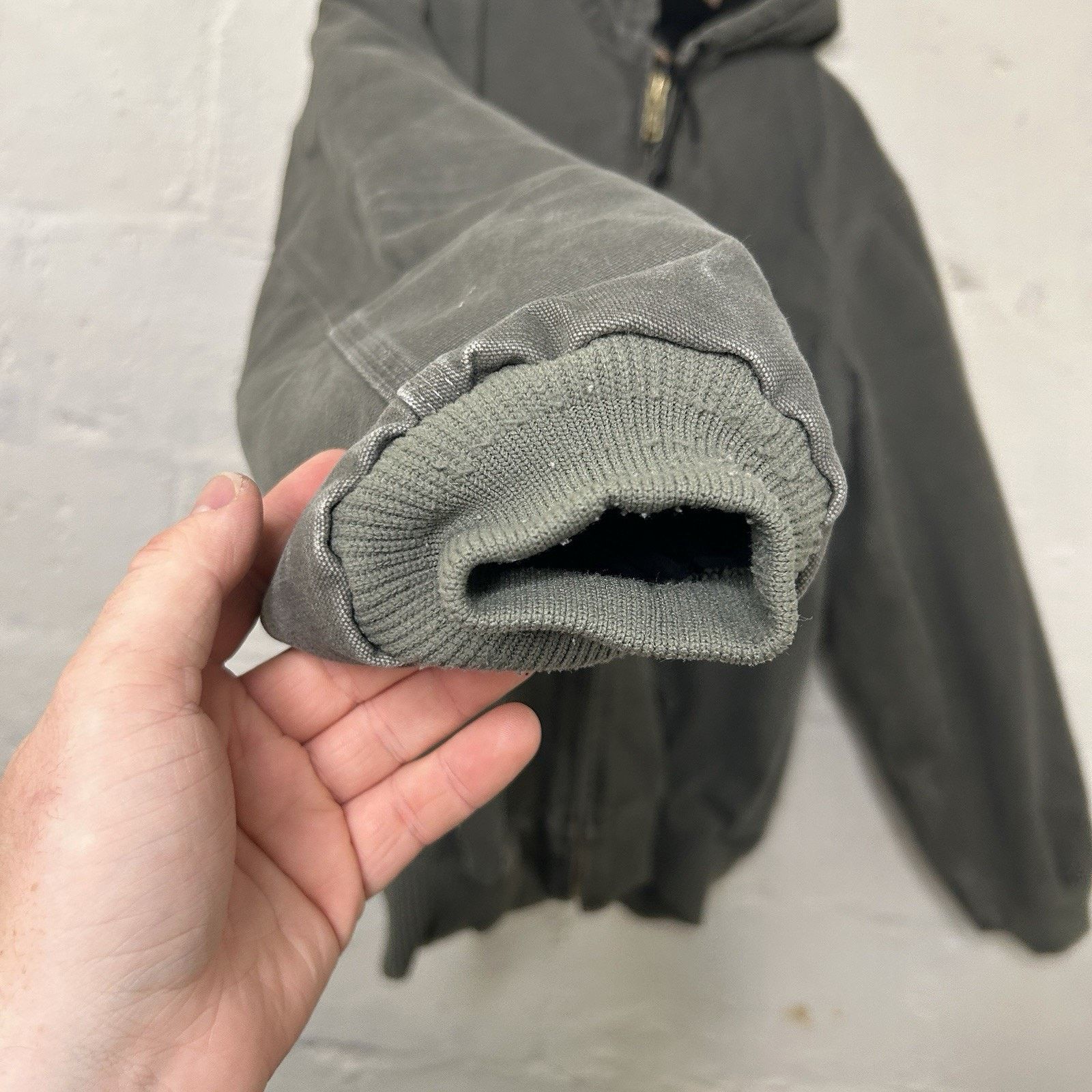Carhartt Vintage Carhartt Quilted Hooded Active Jacket “Sage” J142 Size US XL / EU 56 / 4 - 9 Thumbnail